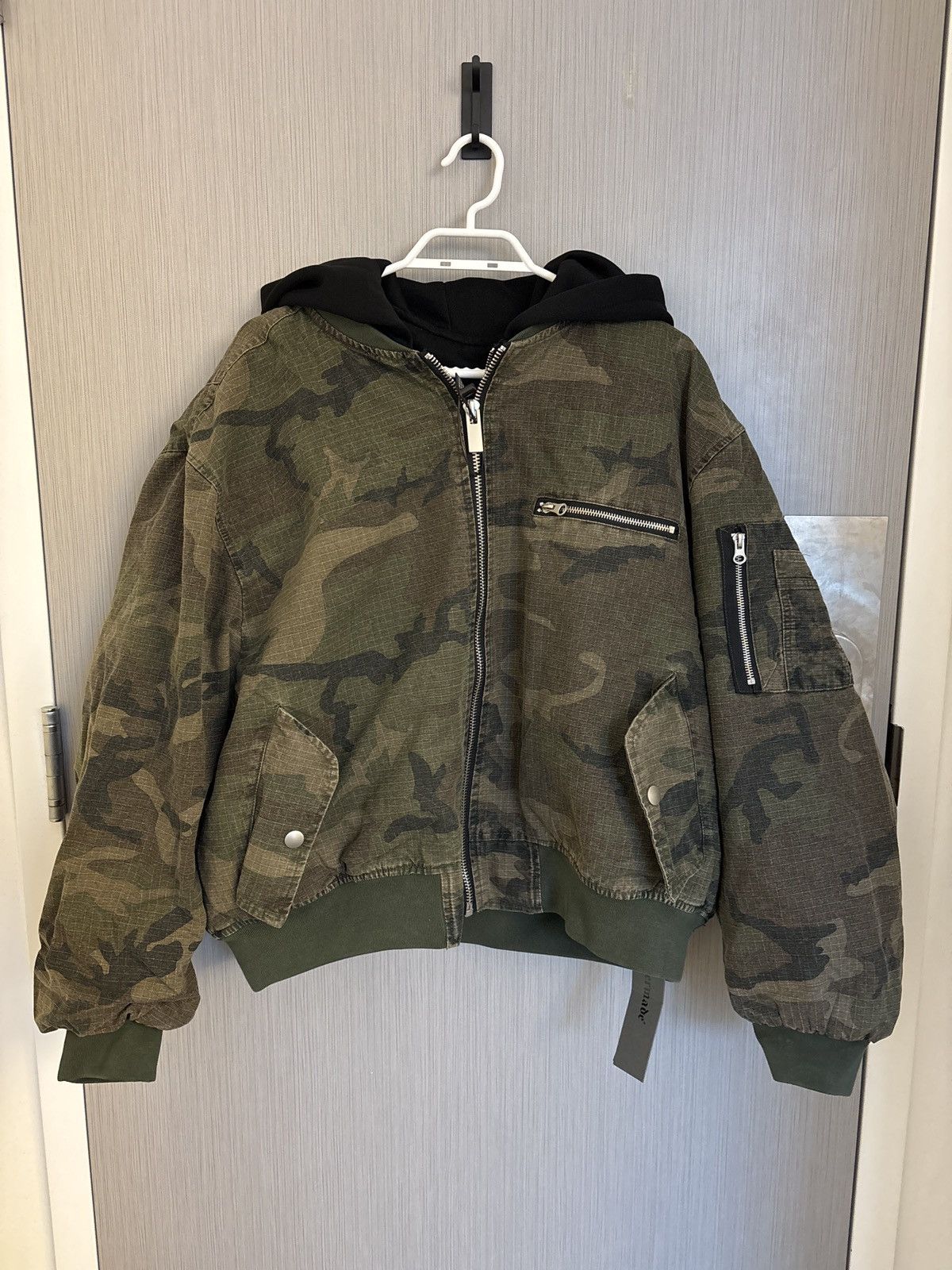 Vintage Camo hooded bomber jacket Size US XL / EU 56 / 4 - 1 Thumbnail