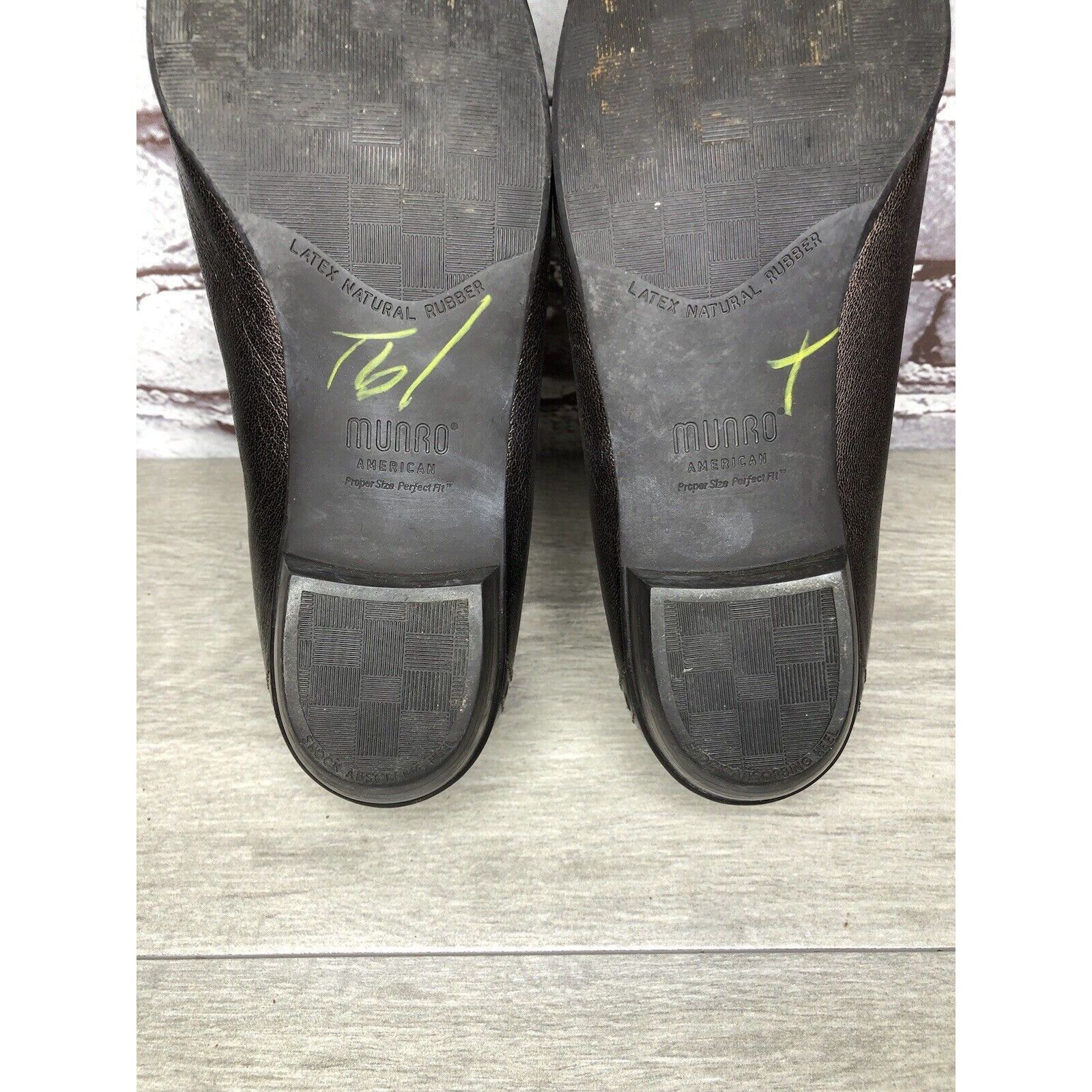 Other Munro Womens Morgan Brown Bronze Leather Kiltie Slip-On Flat Size US 8 / IT 38 - 19 Thumbnail