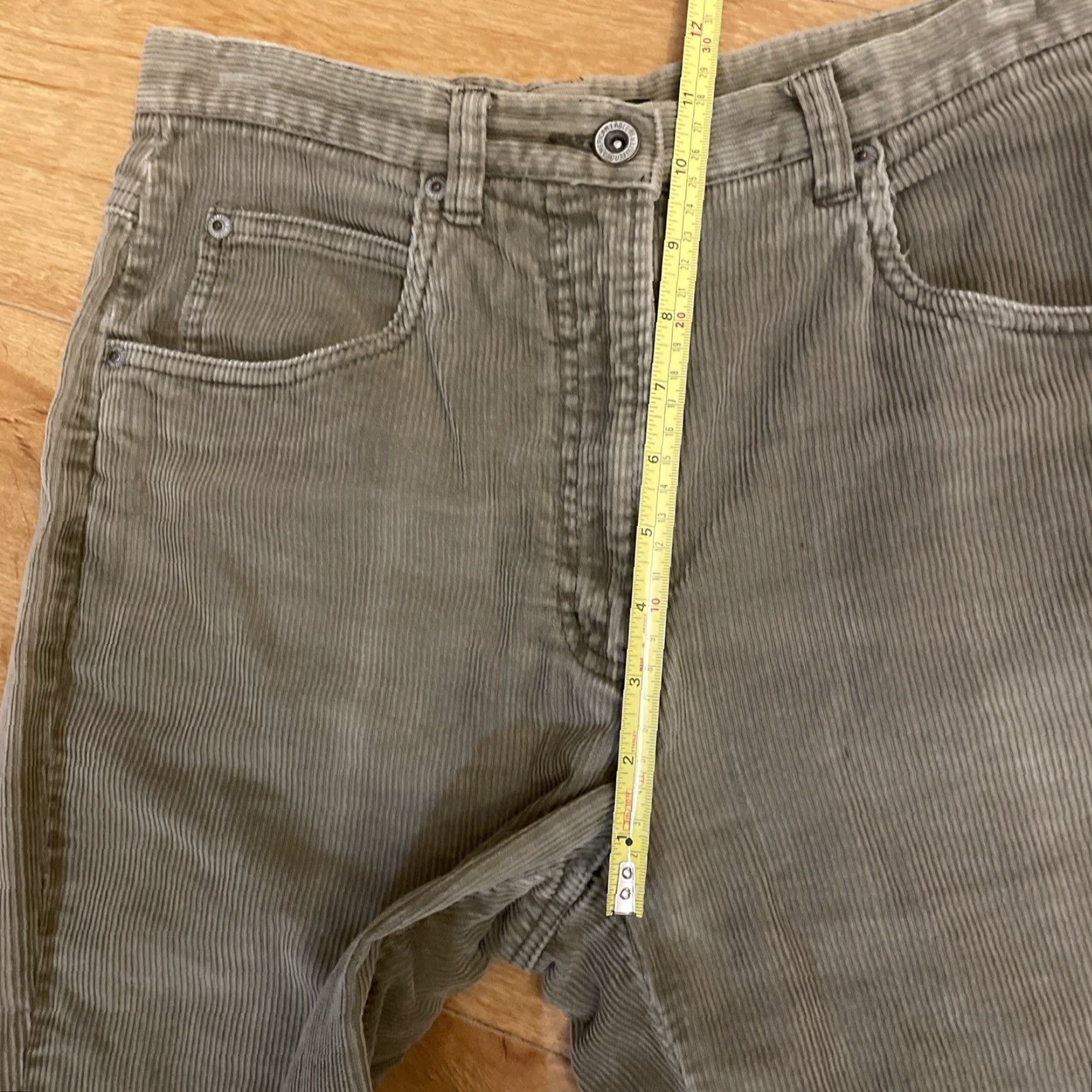 American Eagle Outfitters VINTAGE American Eagle Outfitters Corduroy Pants 6 High Rise Boot Flare Tan Womens Down to 2000s Y2K Baggy Hip Hop Casual Clean Beige Pants Size 28" / US 6 / IT 42 - 6 Thumbnail