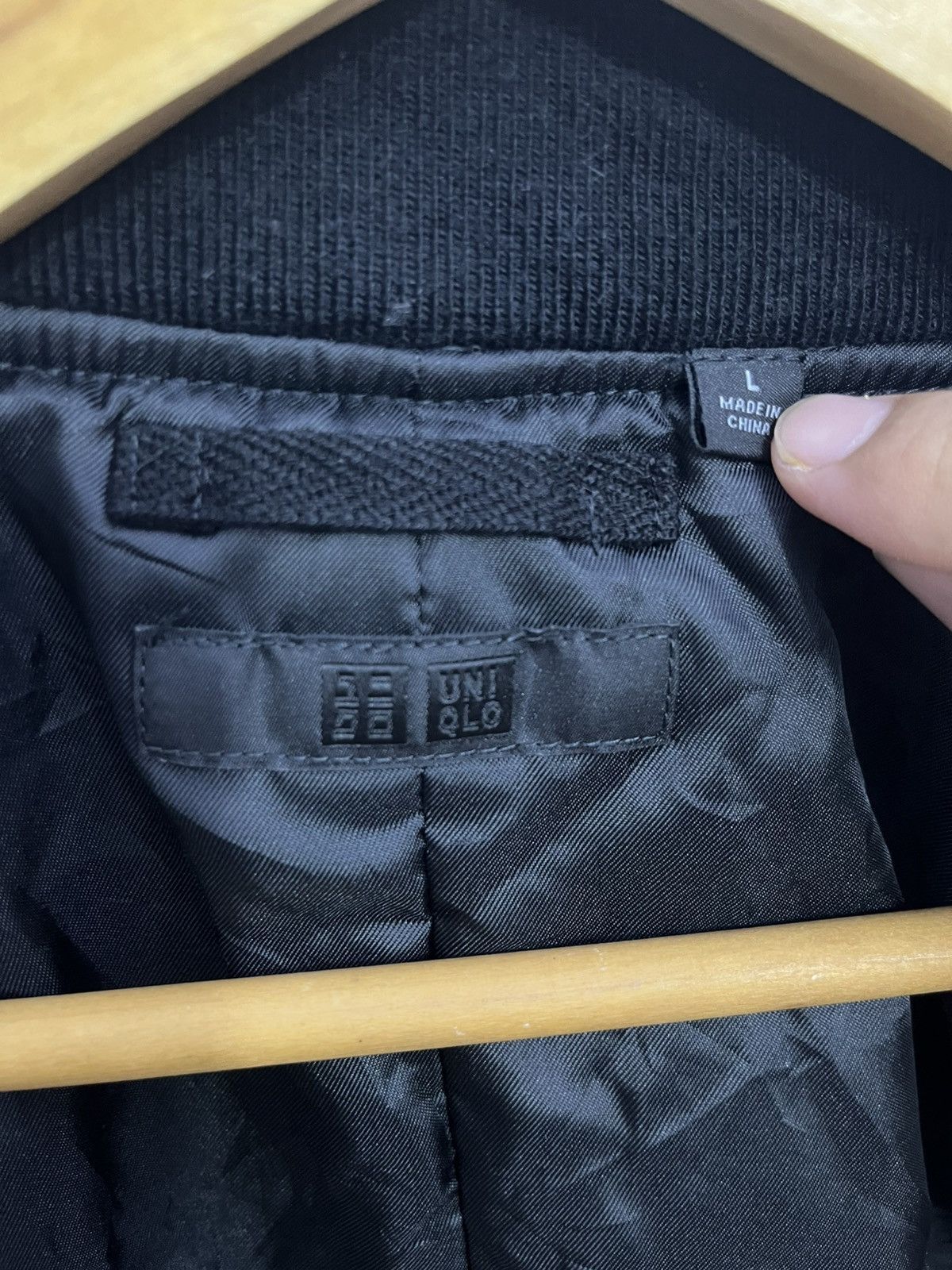 Uniqlo Uniqlo MA-1 Bomber Jacket Black Minimal Fade Size US M / EU 48-50 / 2 - 7 Thumbnail