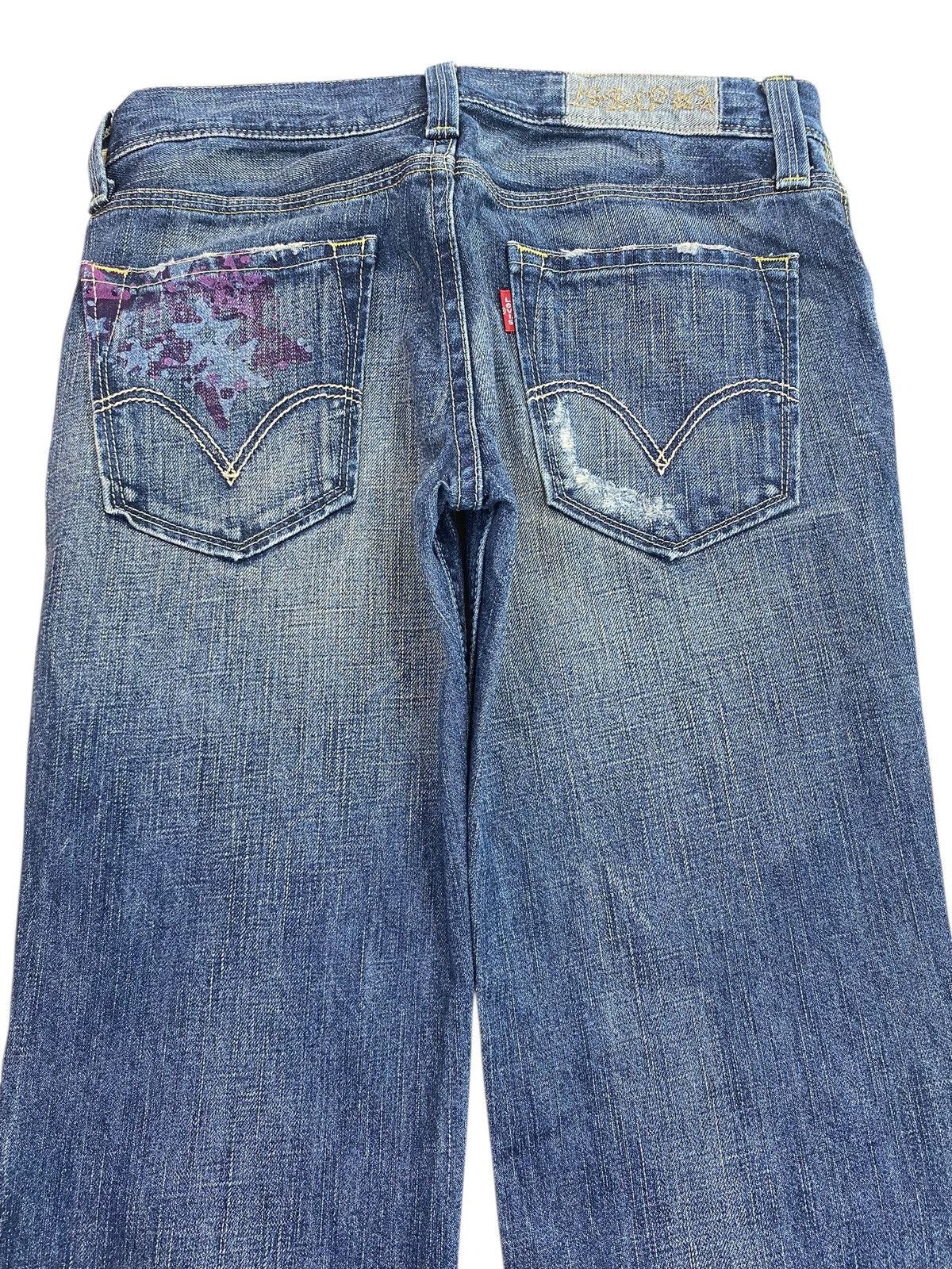 Levi's Vintage Levi’s Faded Blue Wash Style Ripped Jeans Size US 28 / EU 44 - 4 Thumbnail