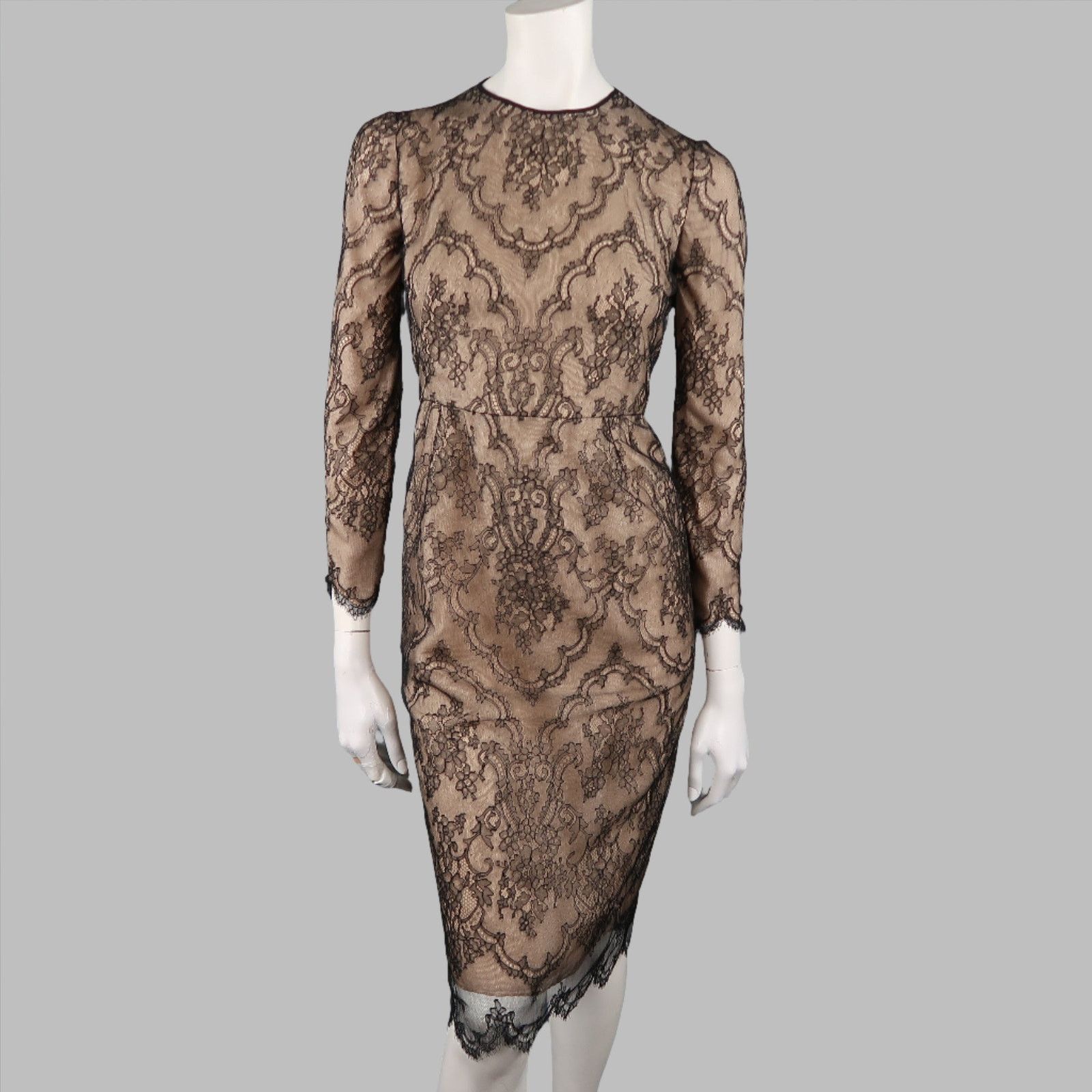 DENNIS BASSO Beige Black Lace Overlay Long Sleeve Cocktail