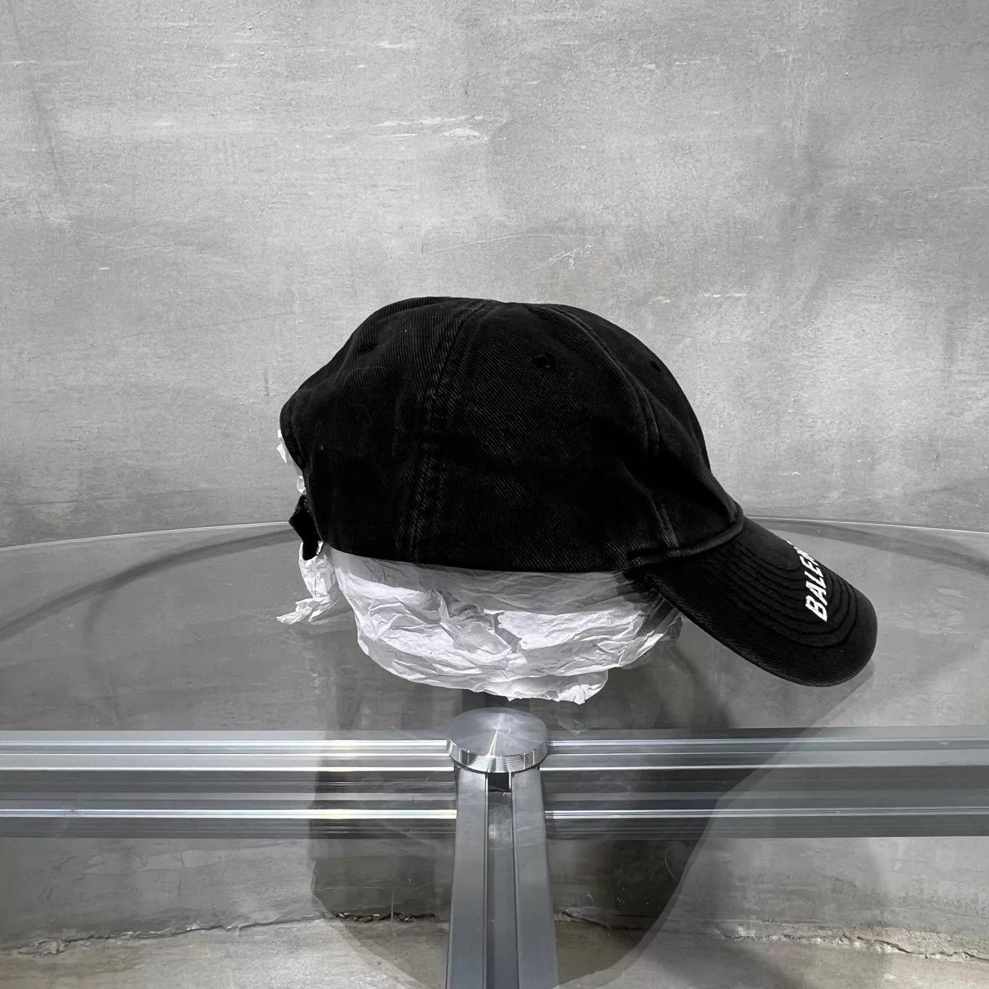 Balenciaga Balenciaga Embroidered Cap New Size L Size ONE SIZE - 4 Thumbnail