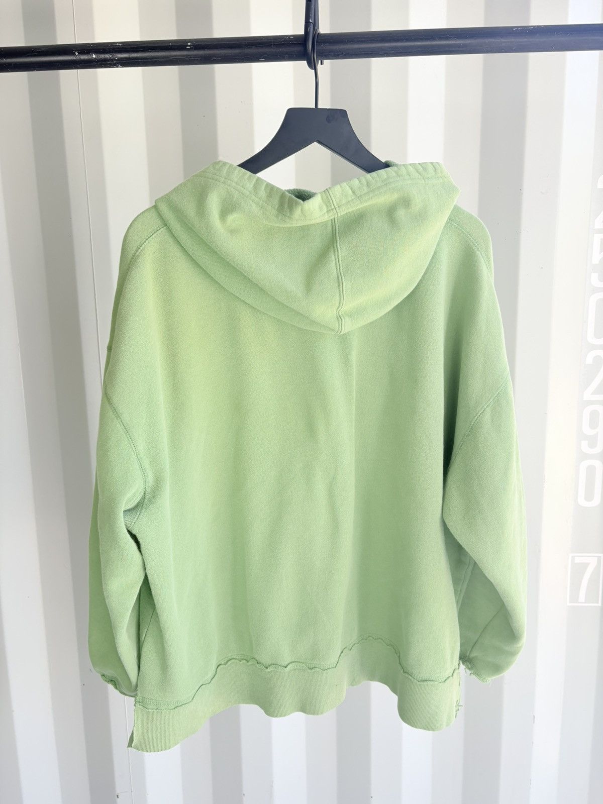 Vintage Vintage Blank Faded Sweatshirt Grunge Thrashed Size US XL / EU 56 / 4 - 6 Thumbnail