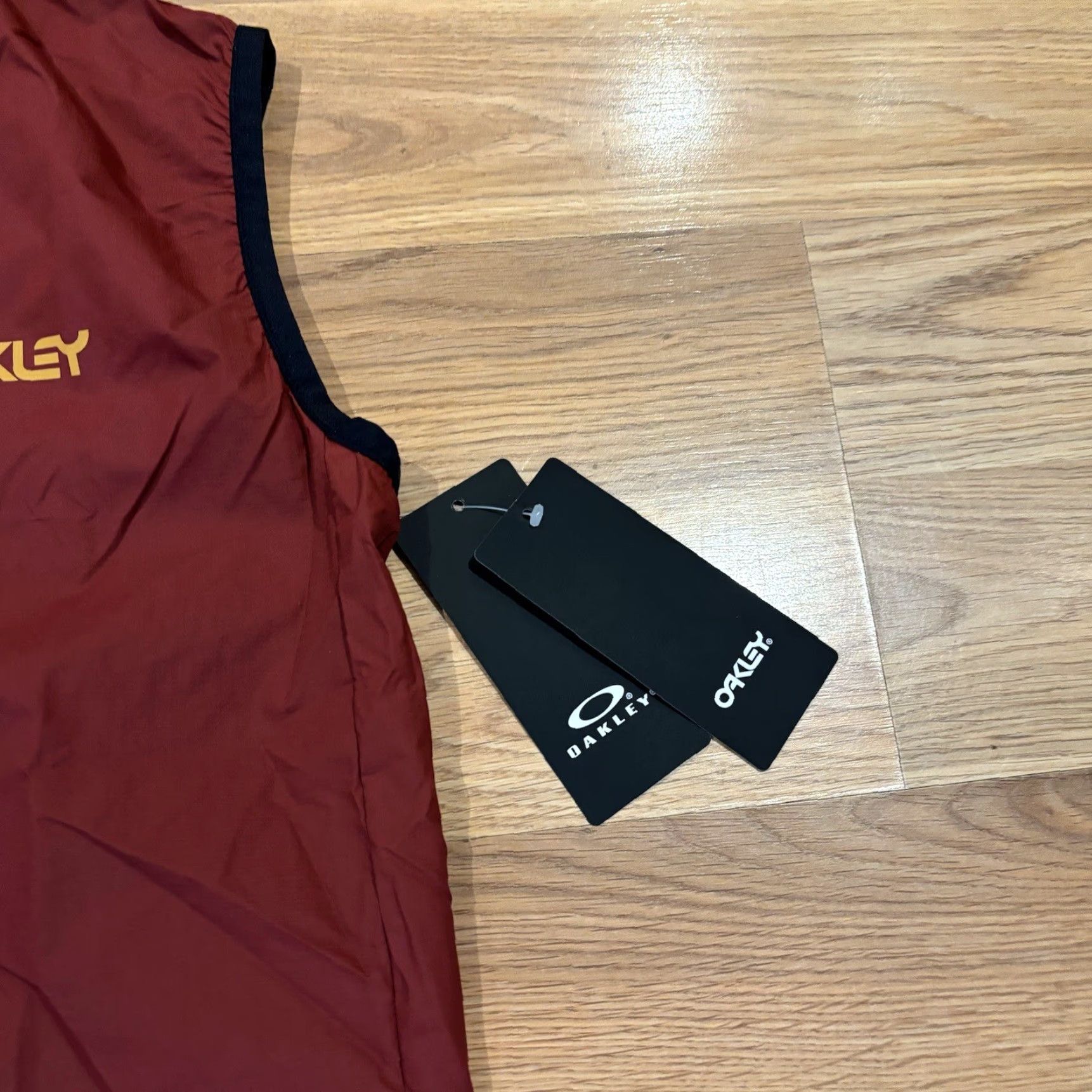 Oakley Oakley Vest Iron Red Full Zip Golf Athletic Embroidered Logo Men’s Size Small Size US S / EU 44-46 / 1 - 5 Thumbnail