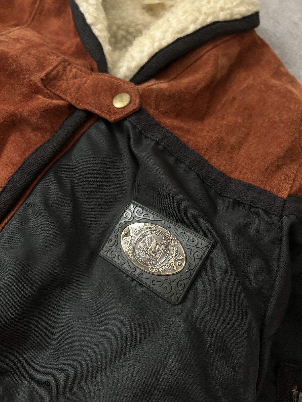 Genuine Leather Vintage Genuine Leather Navajo bombers jacket made in usa Size US L / EU 52-54 / 3 - 5 Thumbnail