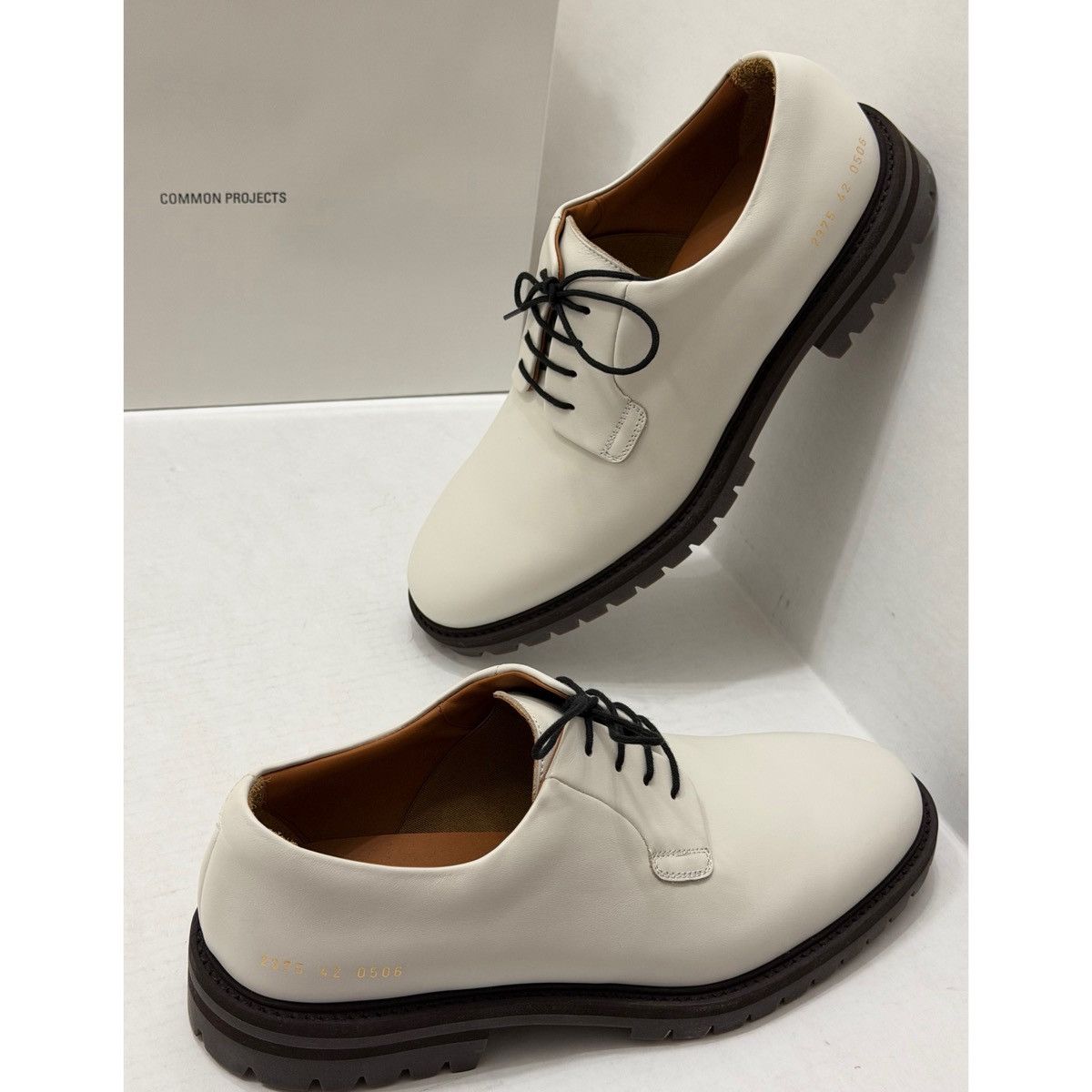Common Projects COMMON PROJECTS WHITE DERBY SHOES Size US 9 / EU 42 - 1 Thumbnail