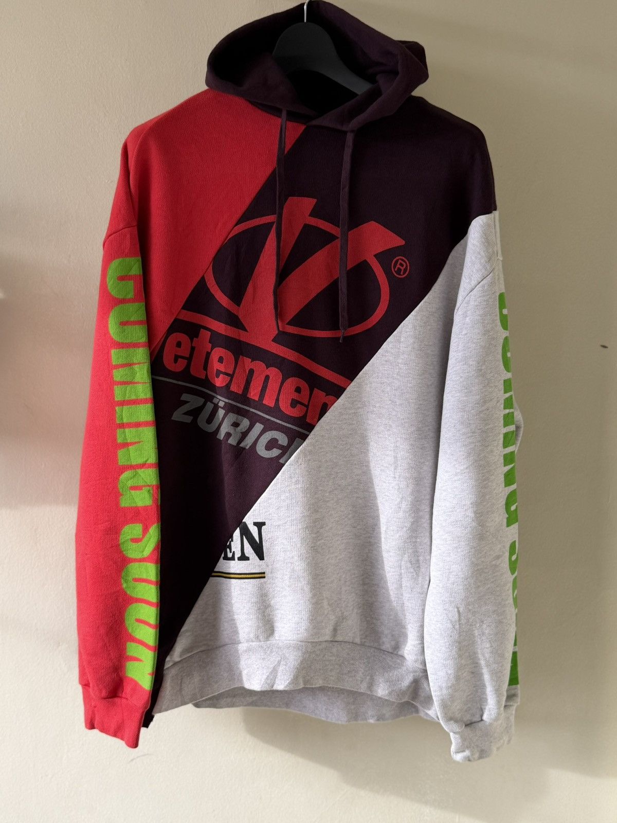 Vetements Vetements Asymmetric Deconstructed Rebuild Zurich Hoodie Size US M / EU 48-50 / 2 - 1 Thumbnail