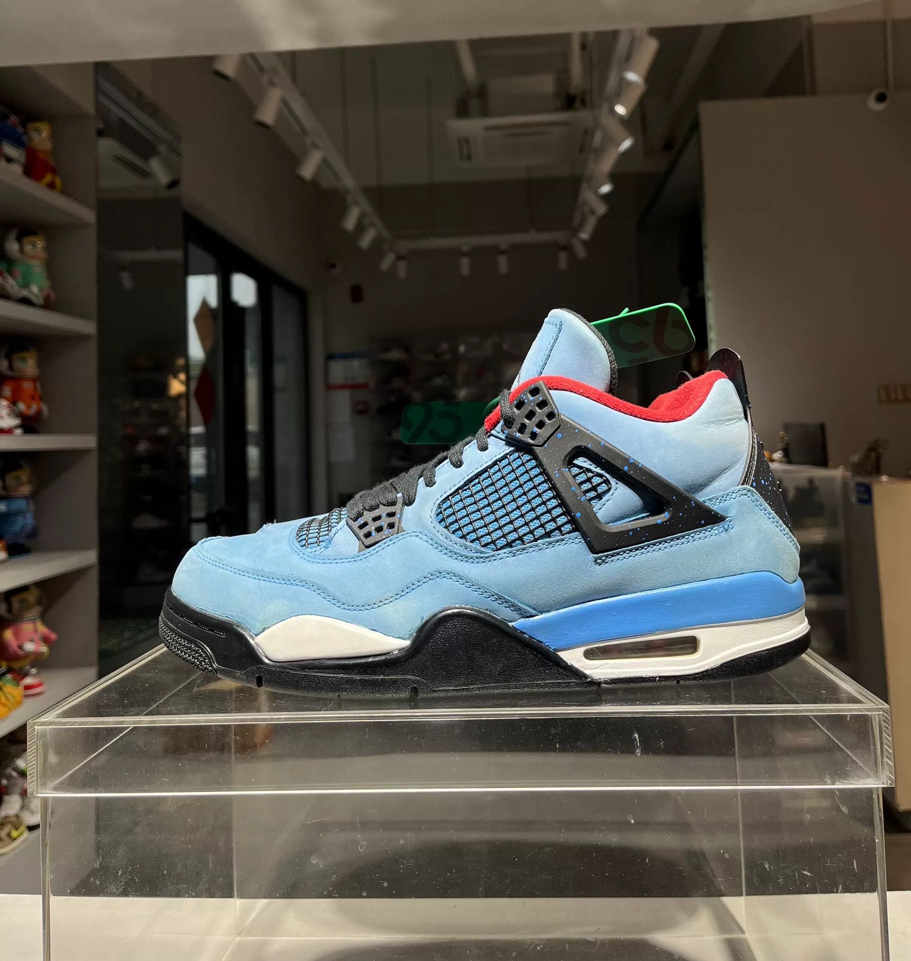 Jordan Brand Jordan Brand Blue Lowtop Sneakers 12 Men Size US 12 / EU 45 - 1 Thumbnail