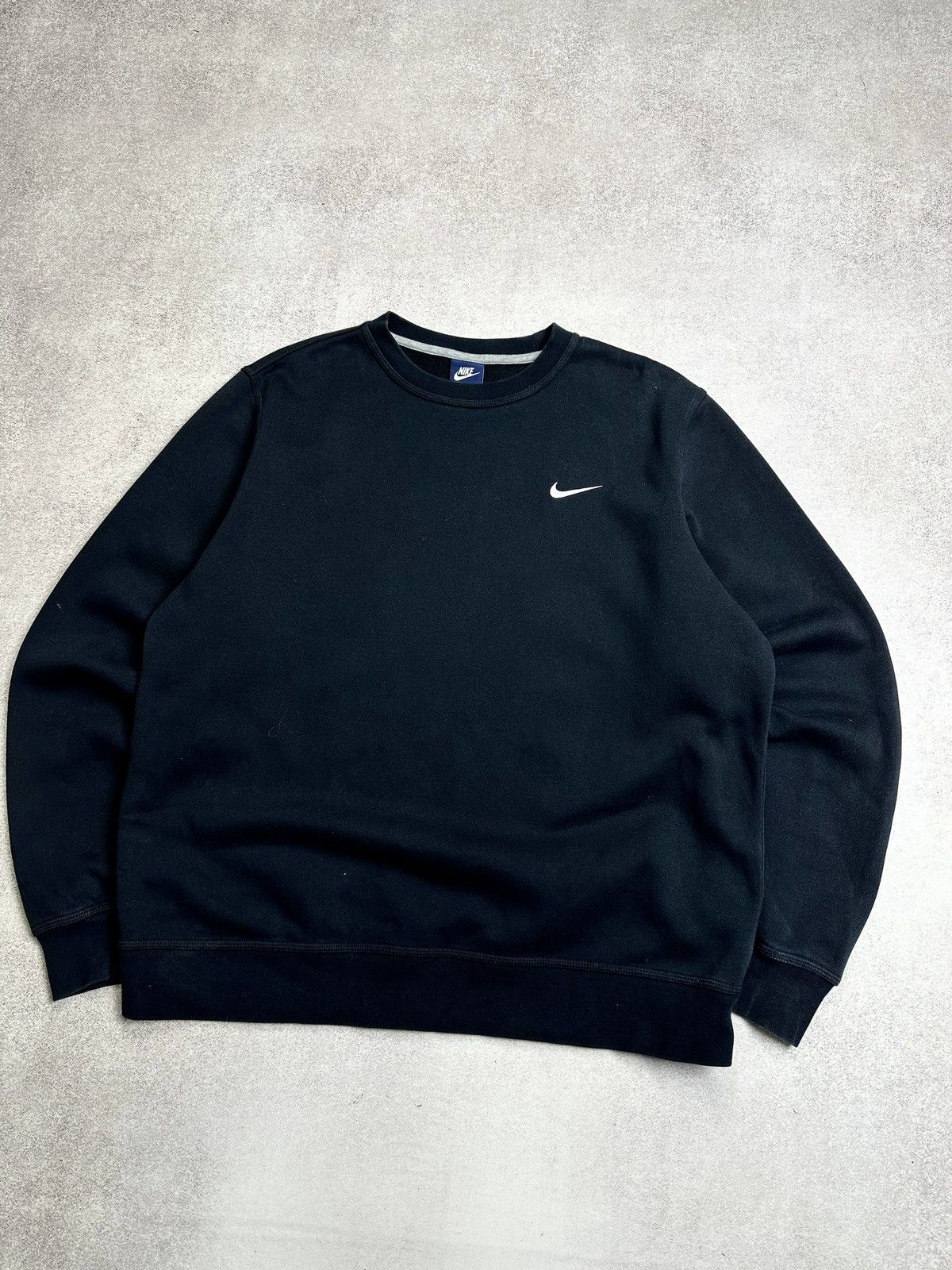 Nike Vintage Nike Retro Swoosh Black Boxy Sweatshirt Rare XL Size US XL / EU 56 / 4 - 2 Thumbnail