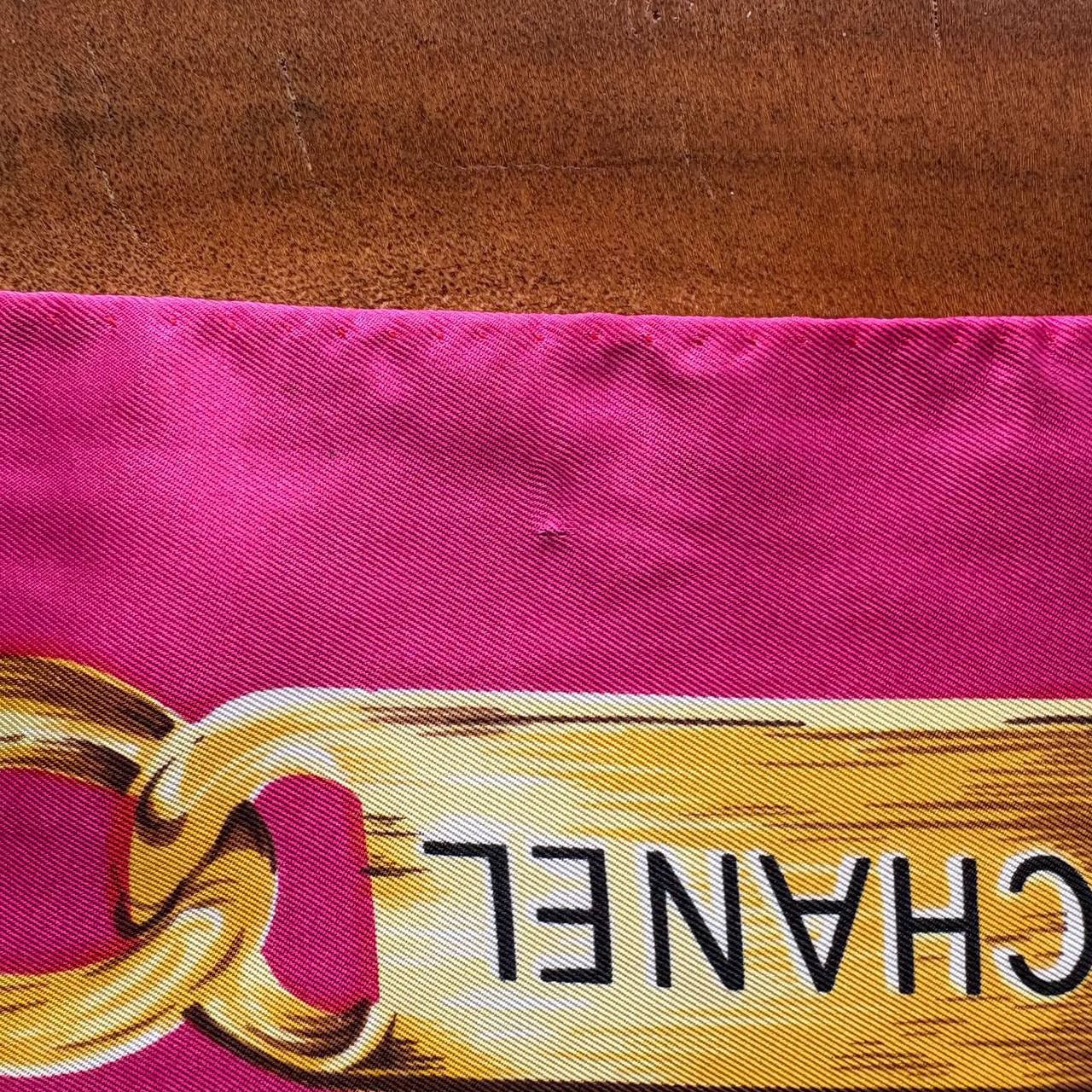 Chanel Vintage Chanel Pink Silk Scarf Gold Chain Link Pattern Size ONE SIZE - 6 Thumbnail