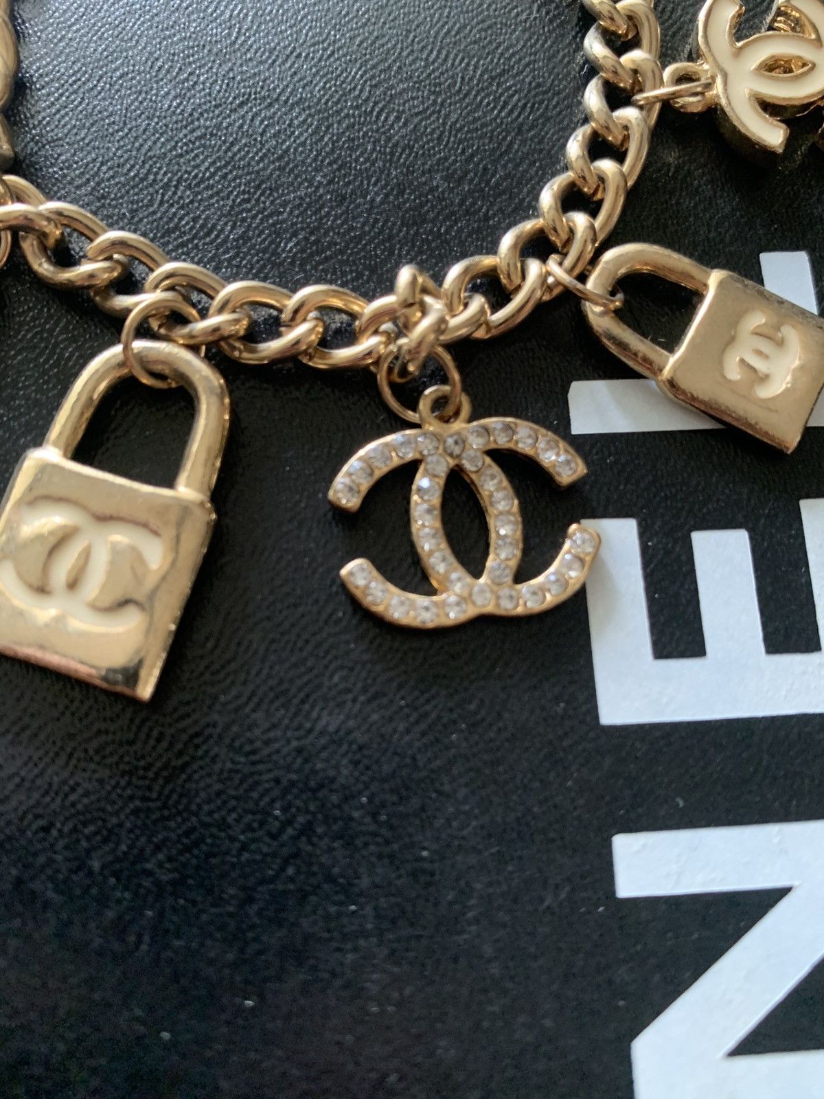 Chanel Chanel bracelet Size ONE SIZE - 3 Thumbnail