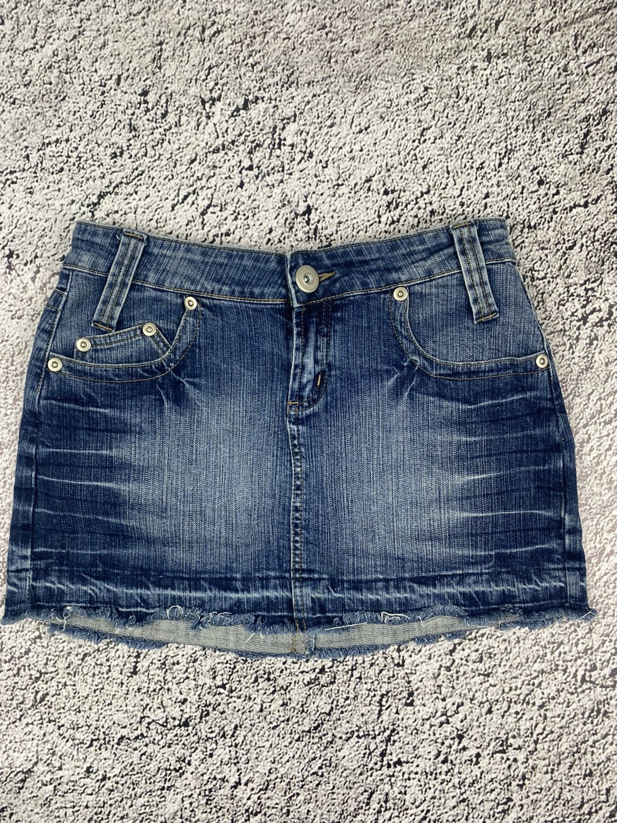 Vintage Vintage Y2K faded denim mini skirt 00s juicy style 38 Size 30" / US 8 / IT 44 - 1 Thumbnail