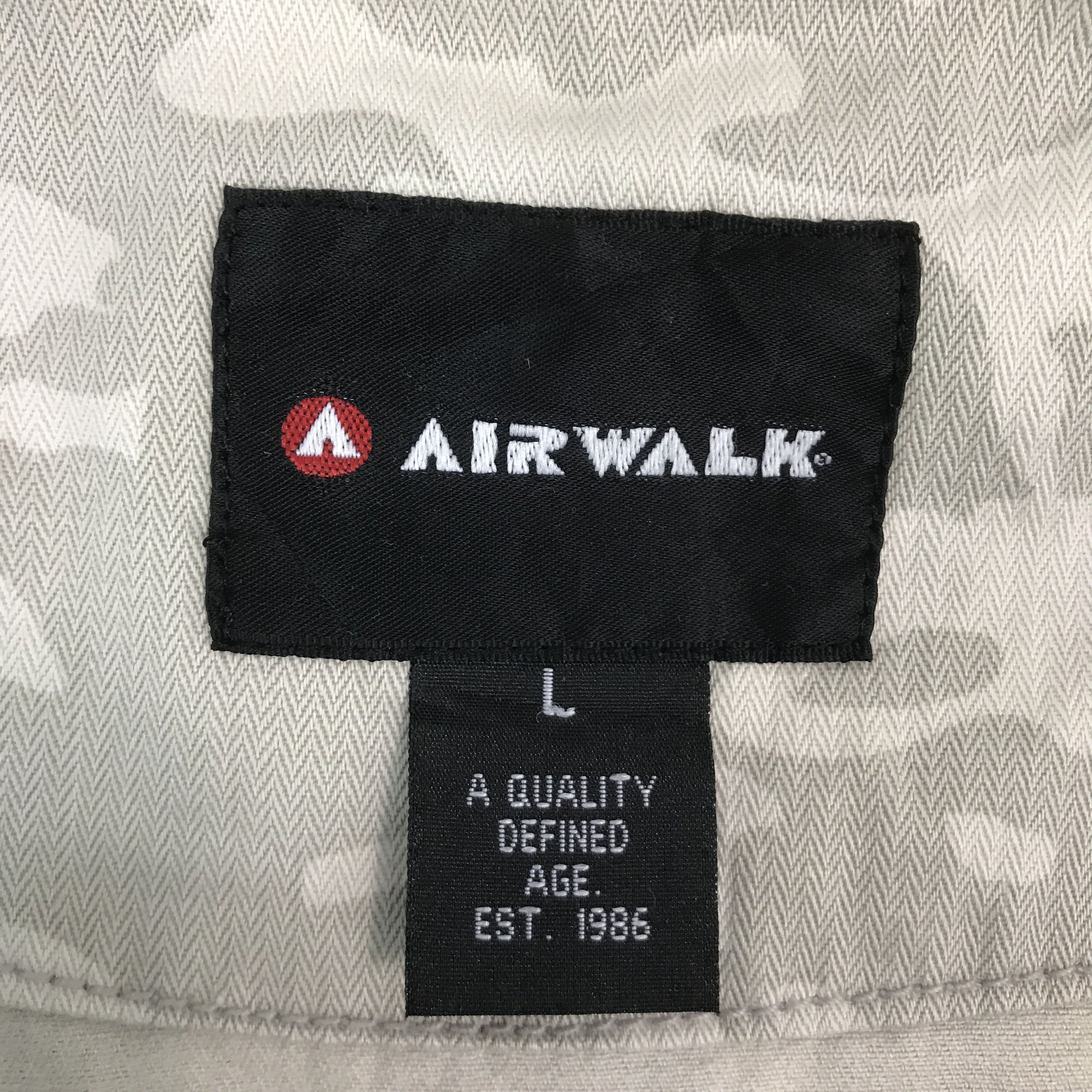 Airwalk × Japanese Brand Cami design Airwalk military style jacket Size US L / EU 52-54 / 3 - 10 Thumbnail