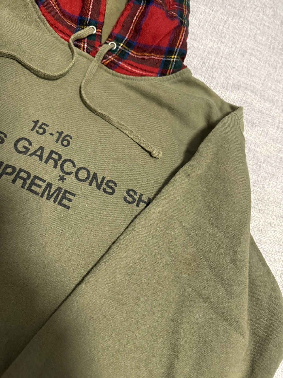 Comme des Garcons Supreme cdg Olive hooded sweatershirt Size US L / EU 52-54 / 3 - 8 Thumbnail