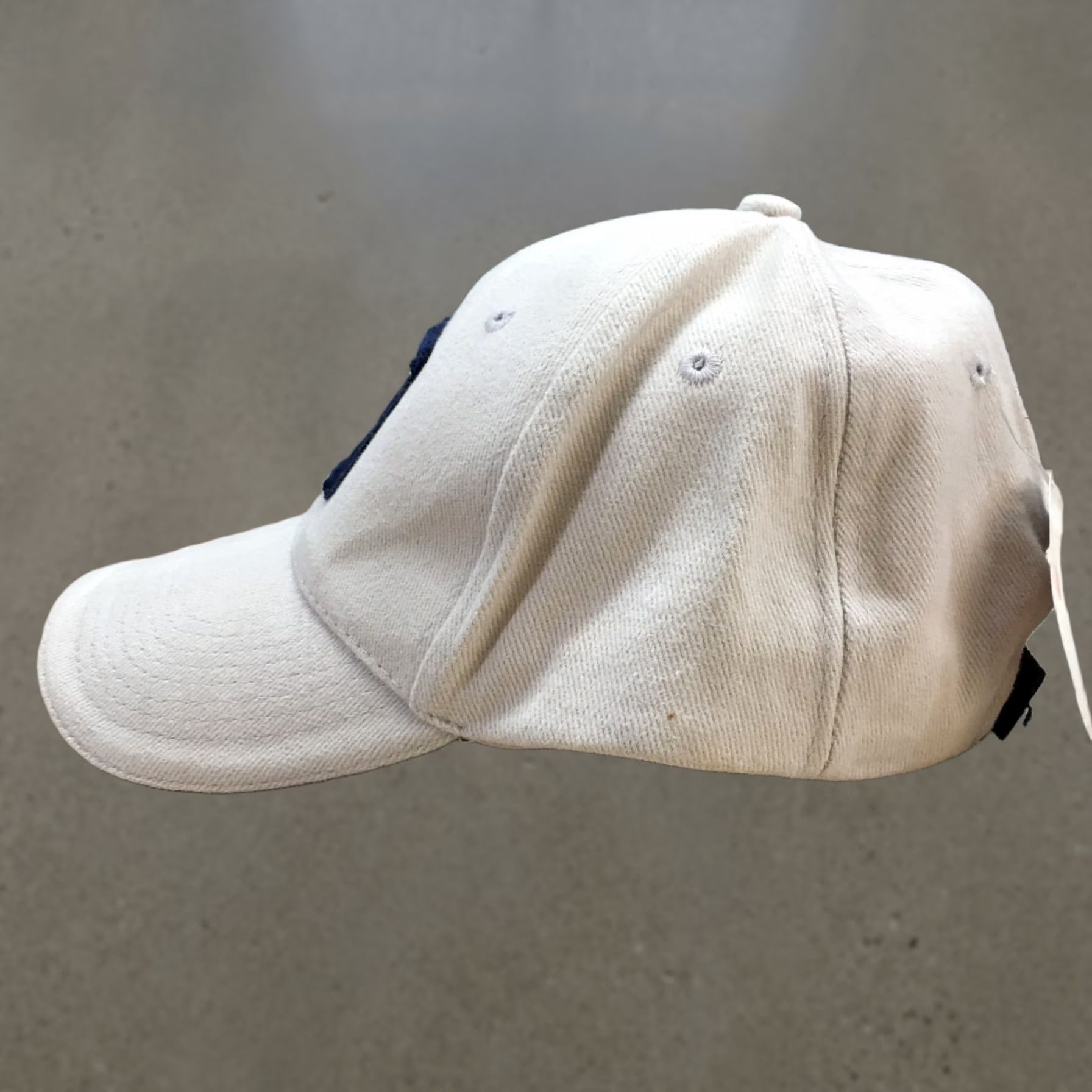Twins Minnesota Twins Baseball Cap Hat Mens One Size Beige Cotton DQ 2005 Logo NWT Size ONE SIZE - 1 Thumbnail
