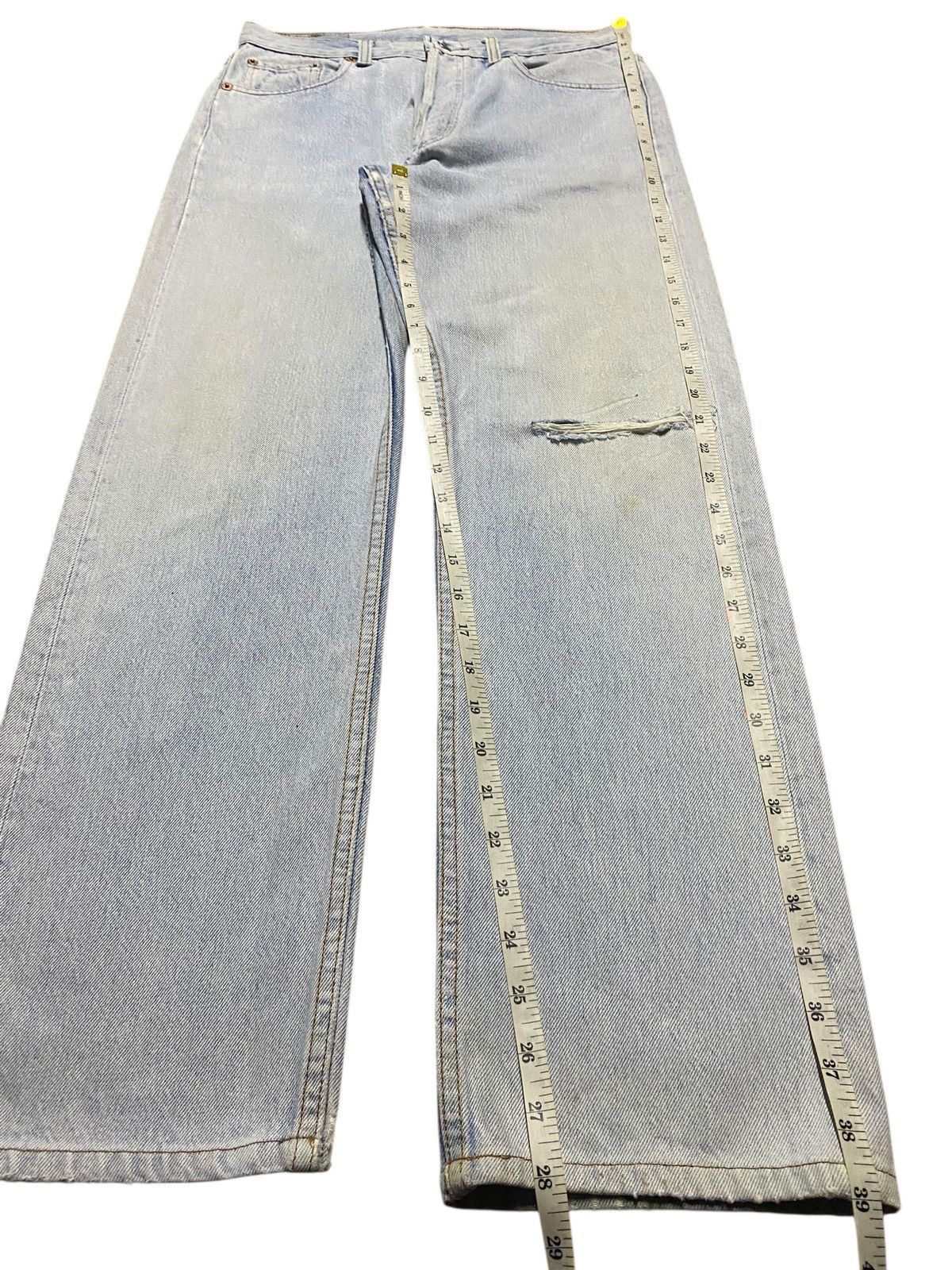 Levi's Vintage Clothing Vintage Levis 501 90s Light Wash Distressed Loose Jeans Size US 30 / EU 46 - 17 Thumbnail