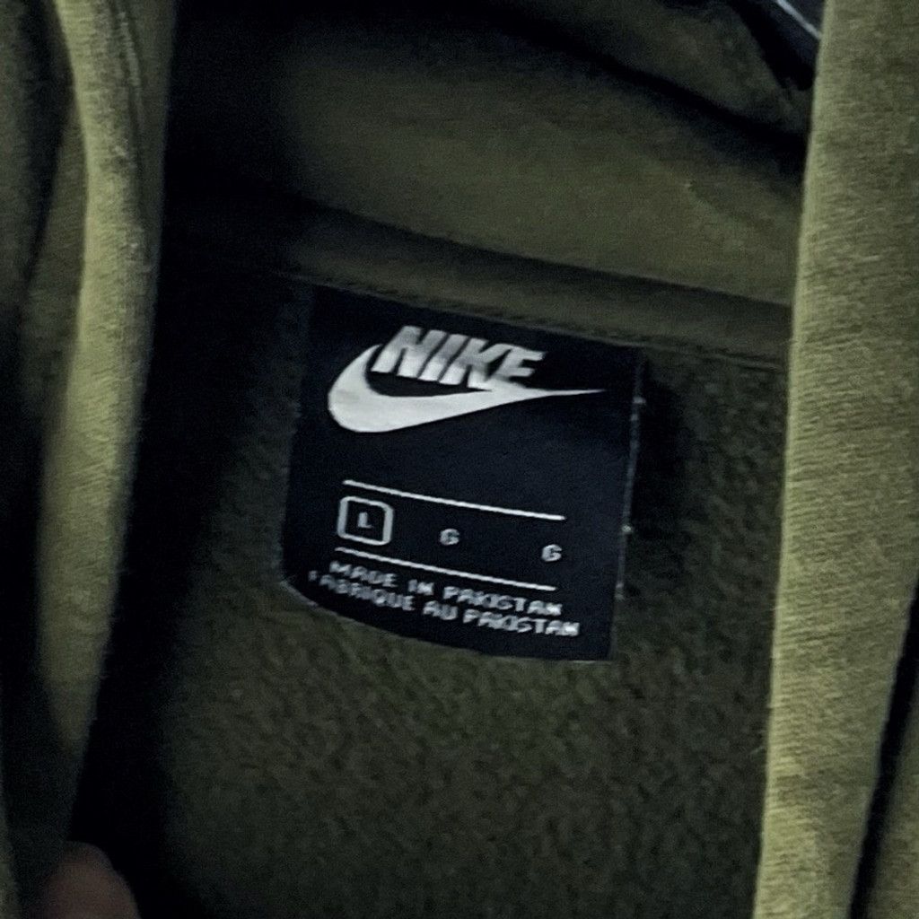 Nike NIKE VINTAGE Men’s Dark Olive Green Hoodie Grunge Stained L Size US L / EU 52-54 / 3 - 3 Thumbnail