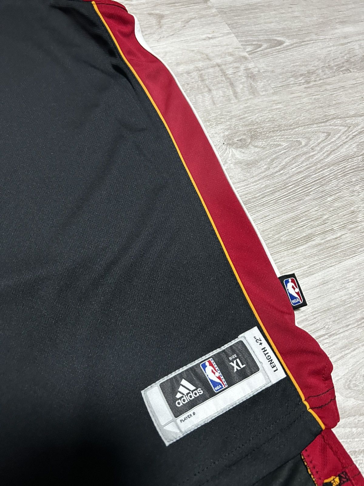 Adidas Adidas NBA Jersey Lebron James #6 Miami Heat Size M Size US M / EU 48-50 / 2 - 3 Thumbnail