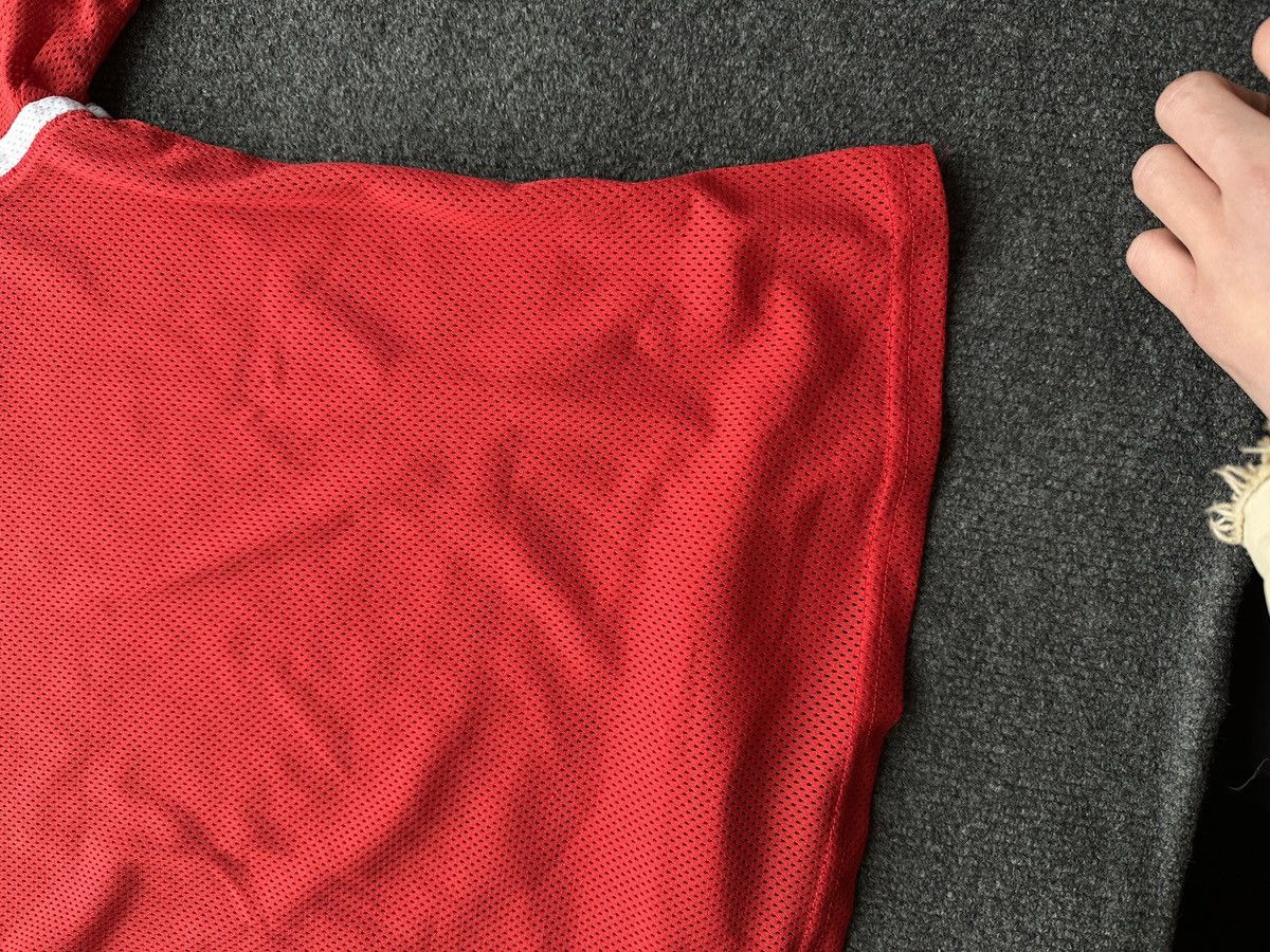 Nike 🚨 NIKE Y2K RED VNTG SHOX RARE T SHIRT SHORT SLEEVE Size M / US 6-8 / IT 42-44 - 7 Thumbnail