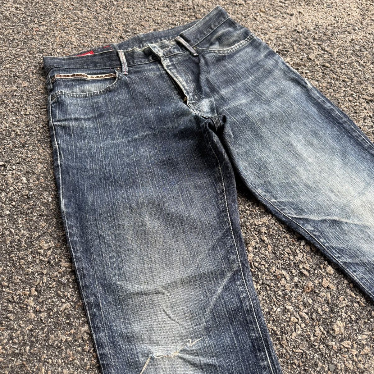 Edwin VINTAGE EDWIN BLUE TRIP FADED RIPPEP JEAN DENIM PANTS Size US 32 / EU 48 - 9 Thumbnail