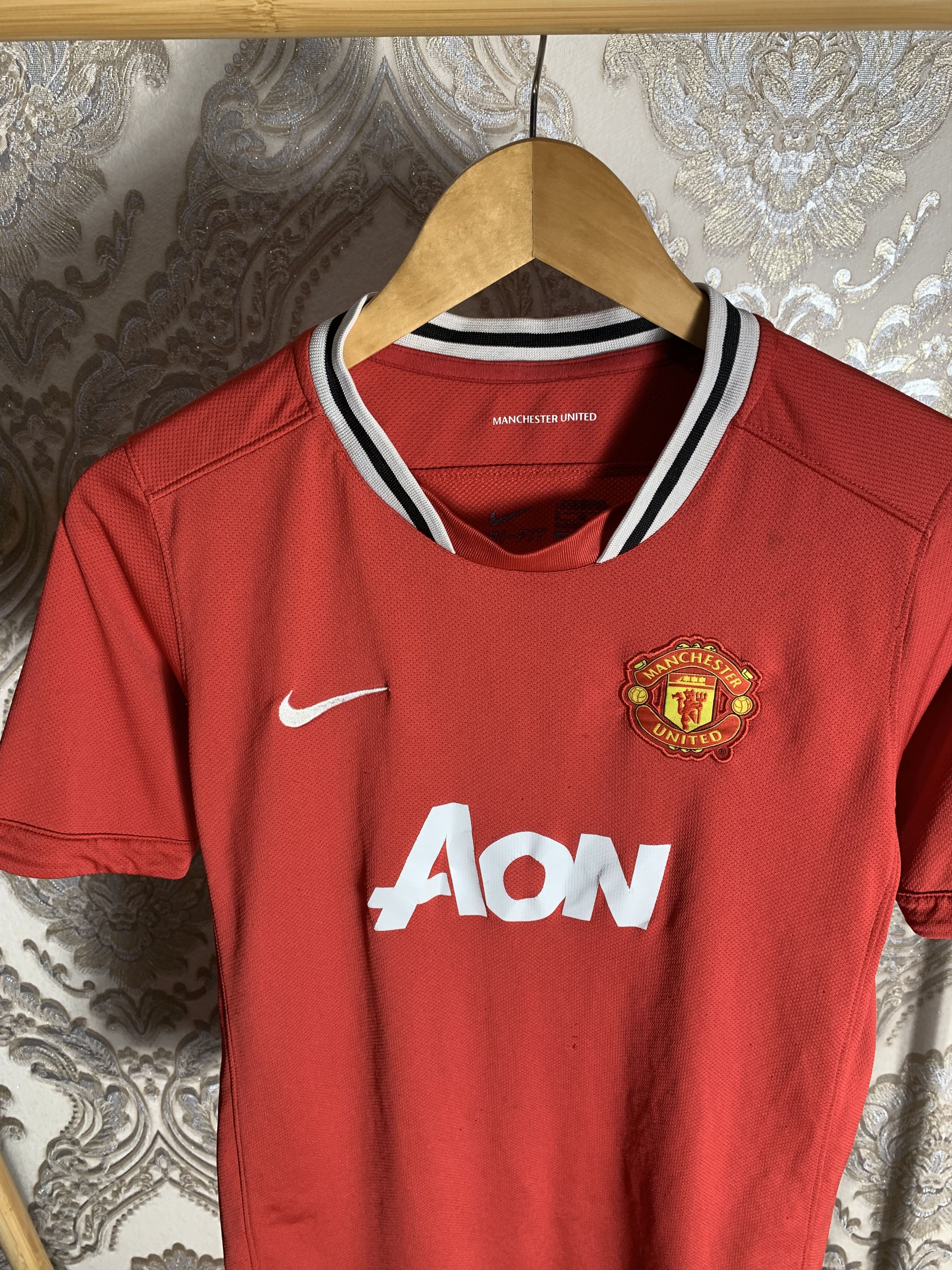 Nike VINTAGE NIKE FC MANCHESTER UNITED ENGLAND SOCCER JERSEY Y2K Size US S / EU 44-46 / 1 - 2 Thumbnail
