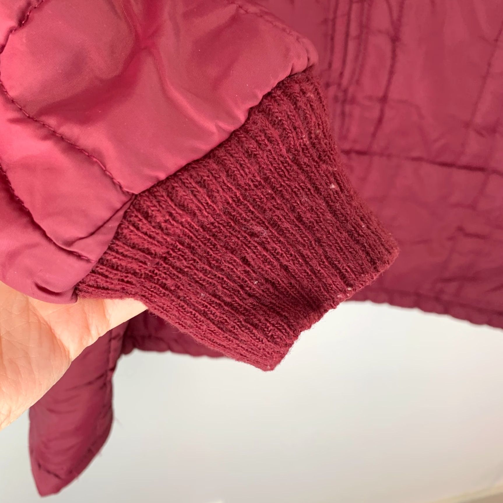 Vintage VINTAGE Unbranded Quilted Burgundy Puffer Jacket Coat Men 2XL Burgund y Quilted Winter Nylon Zip Lined Chest 52" Regular Mens Size US XXL / EU 58 / 5 - 3 Thumbnail