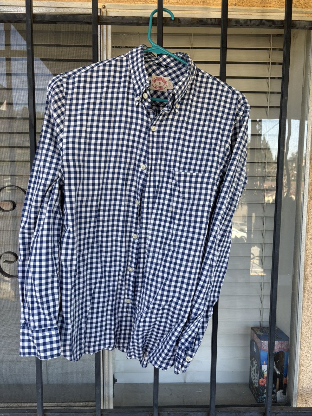 Brooks Brothers Brooks brothers slim fit button down blue check shirt small Size US S / EU 44-46 / 1 - 1 Thumbnail