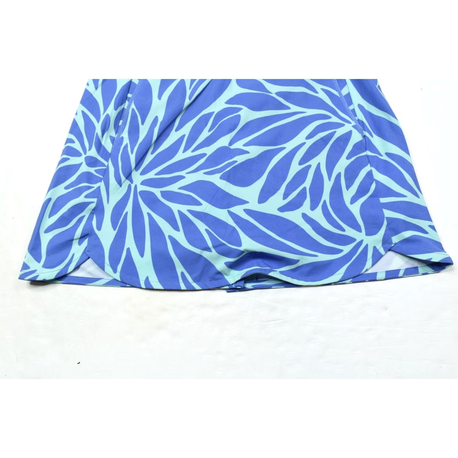 Vineyard Vines Vineyard Vines Performance Skort Blue Floral Pull-On Stretch Golf Womens 10 Size ONE SIZE - 4 Thumbnail