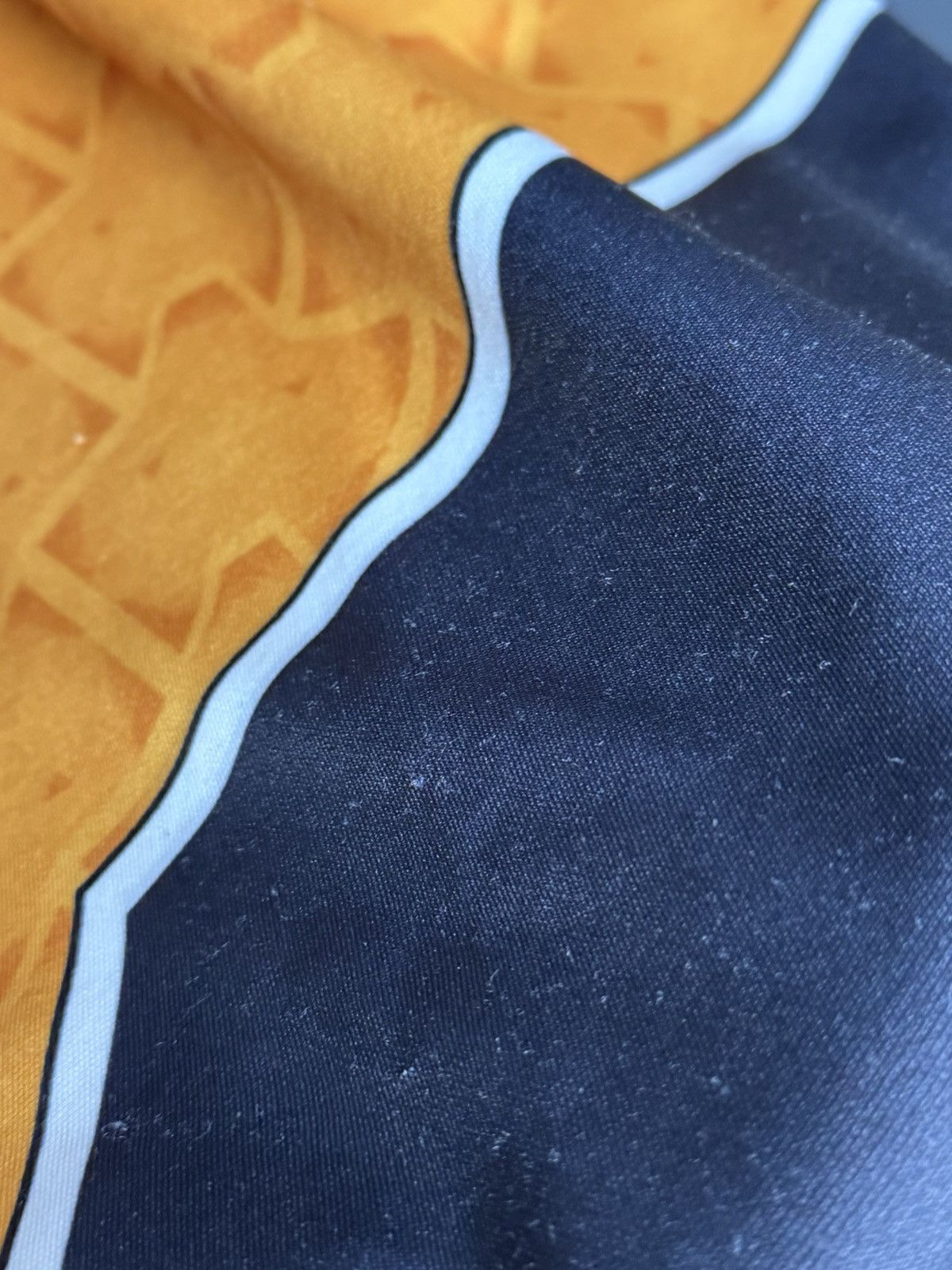 Puma Wolverhampton Wanderers 96/98 Home Football Jersey Size US XL / EU 56 / 4 - 9 Thumbnail