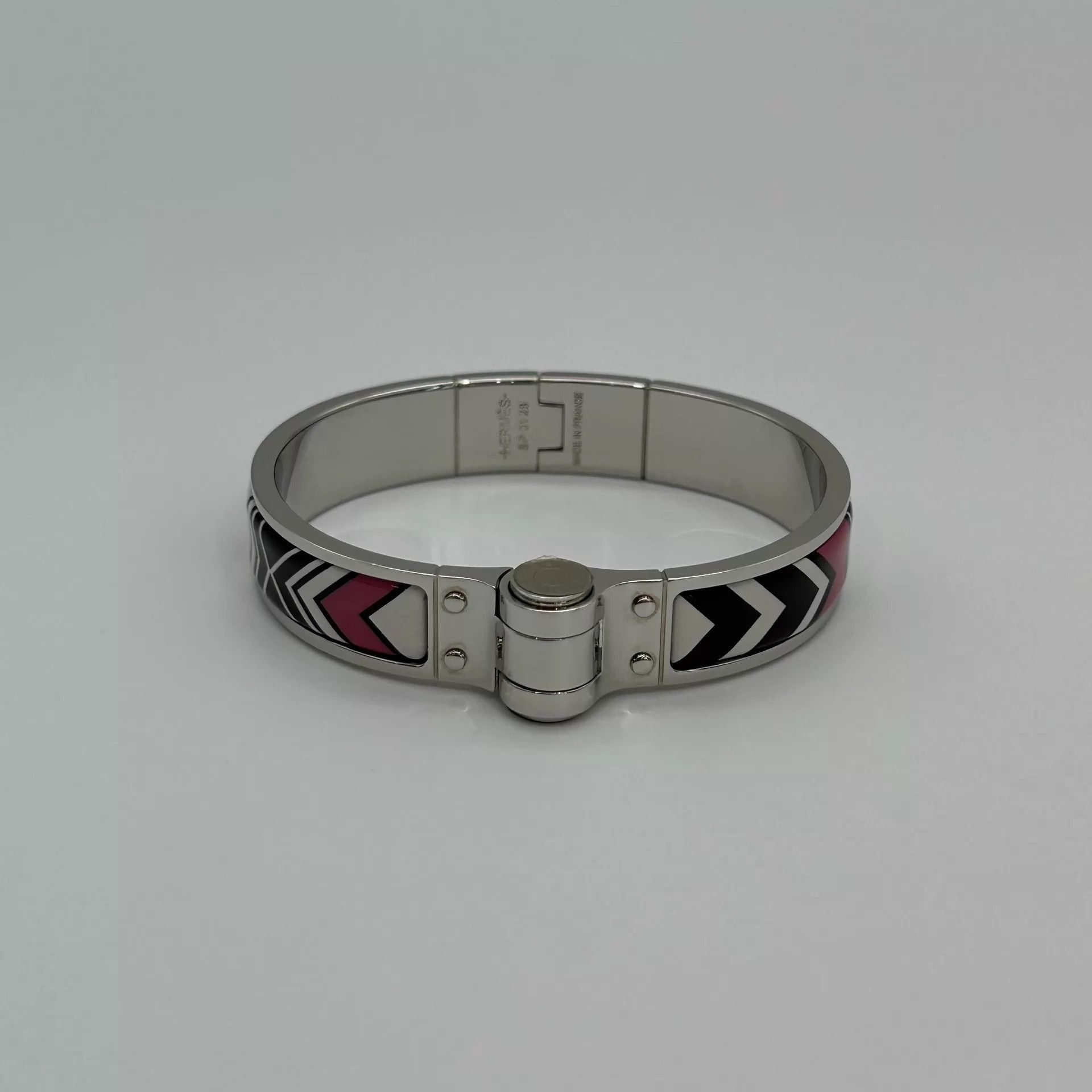 Hermes Hermes Hinge Enamel Bracelet New Unworn Size ONE SIZE - 1 Thumbnail