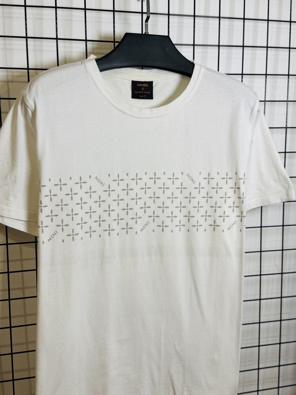 Number (N)ine vintage Number (N)ine x Marlboro monogram t-shirt Size US L / EU 52-54 / 3 - 2 Thumbnail