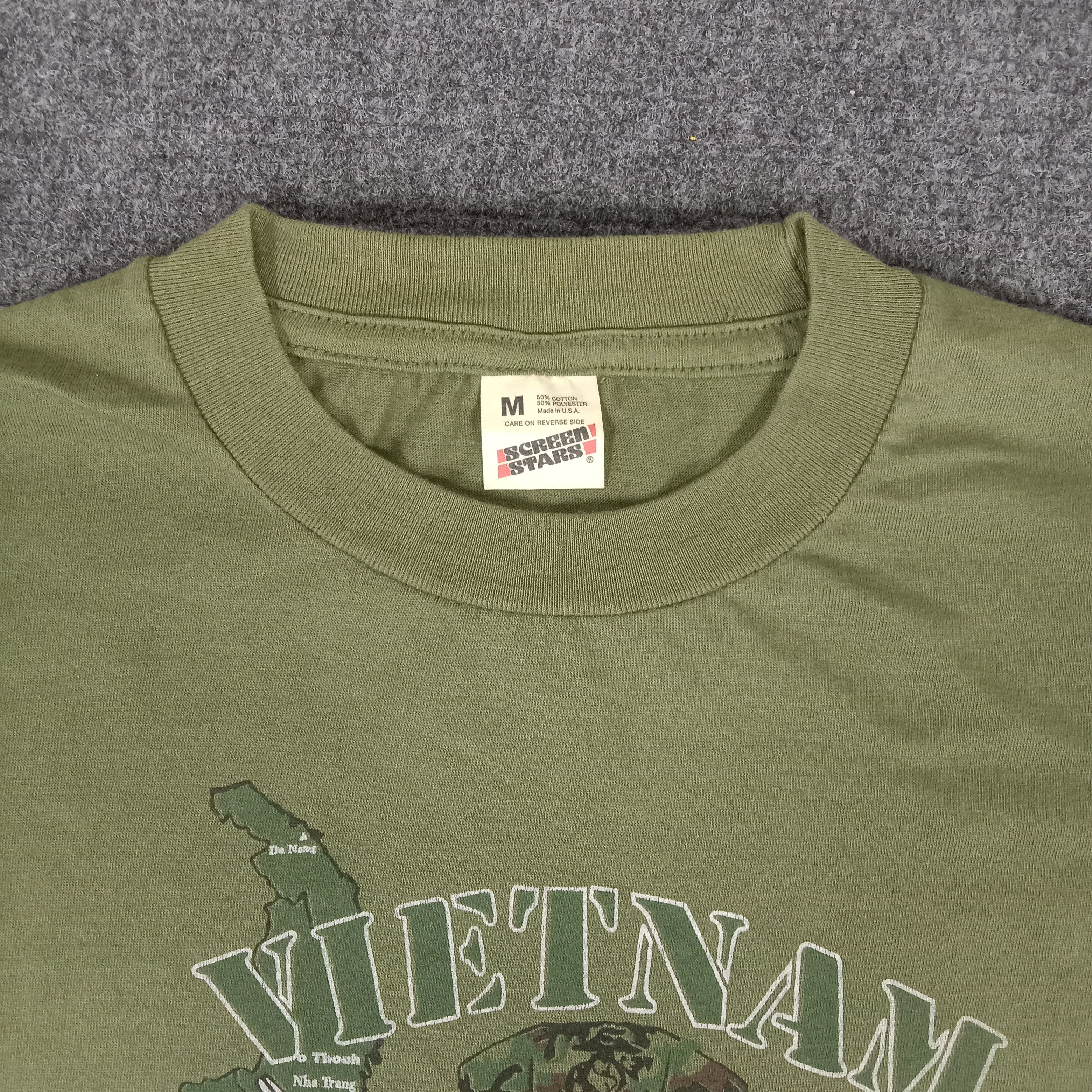 Vintage 90's Vietnam Good Soldiers Cutless Politcians Tshirt Size US M / EU 48-50 / 2 - 3 Thumbnail