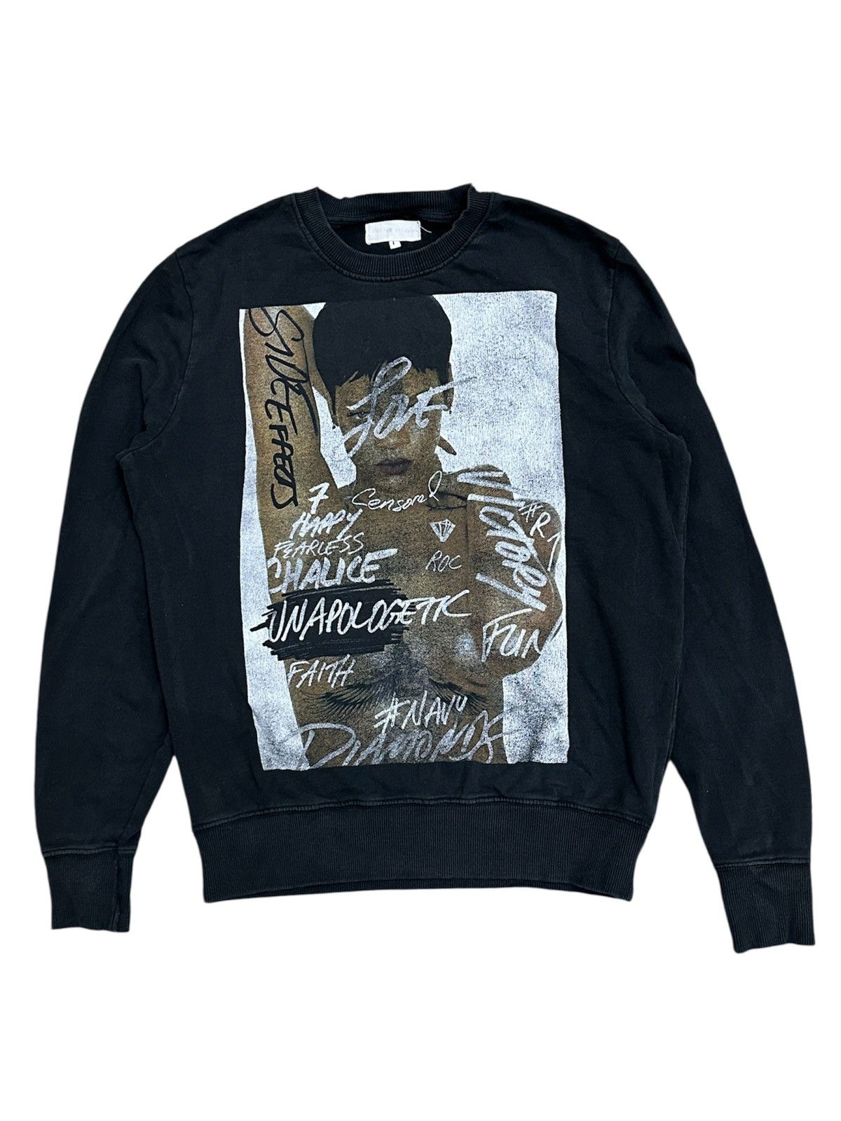 Band Tees Official Rare 2012 Rihanna Unapologetic Hoodie Size US L / EU 52-54 / 3 - 1 Thumbnail