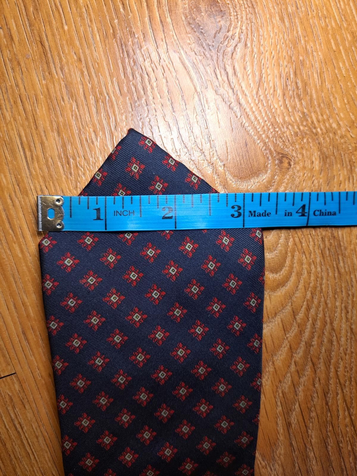 Burberry VINTAGE Burberry Tie Black Geometric Silk Handmade England Size ONE SIZE - 7 Thumbnail
