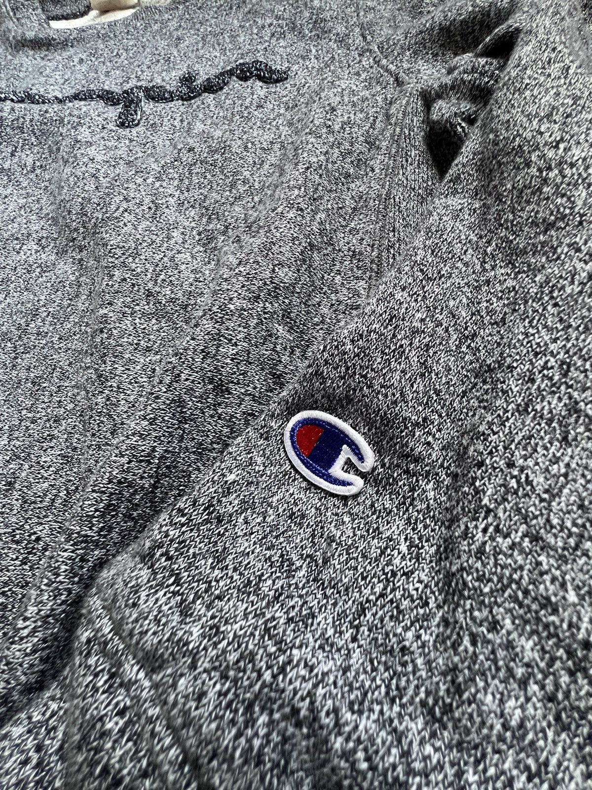 Champion Champion Size US L / EU 52-54 / 3 - 4 Thumbnail