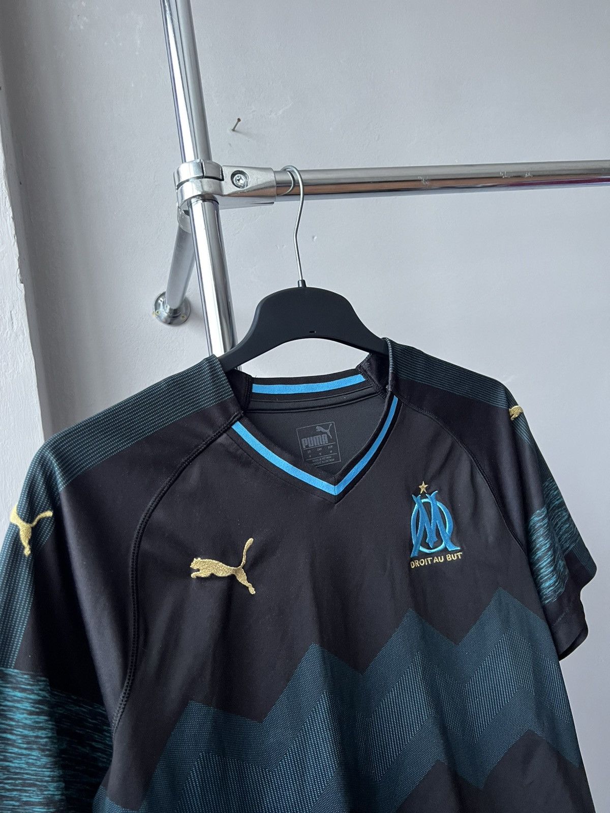 Puma 2018/19 OLYMPIQUE MARSEILLE AWAY SOCCER JERSEY SHIRT PUMA M Size US M / EU 48-50 / 2 - 5 Thumbnail