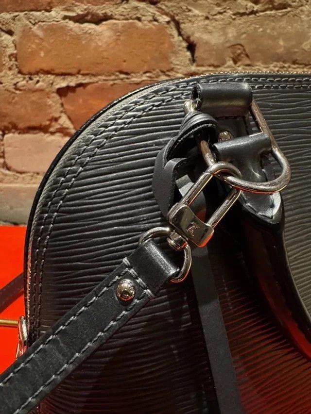 Louis Vuitton Louis Vuitton Alma BB – Épi Leather “Gunmetal” (2015) Size ONE SIZE - 11 Thumbnail