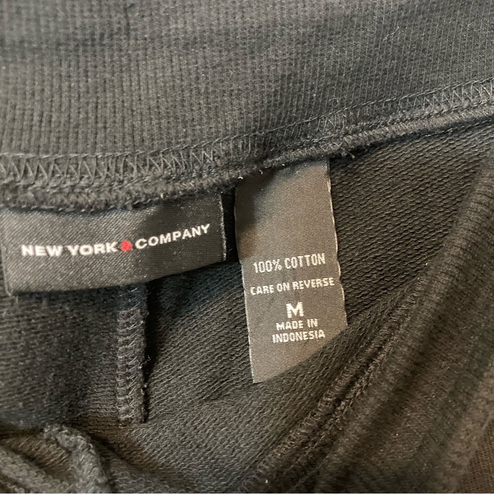 Other Y2K New York and Company Black Crop Sweatpants Pants Size 30" / US 8 / IT 44 - 5 Thumbnail