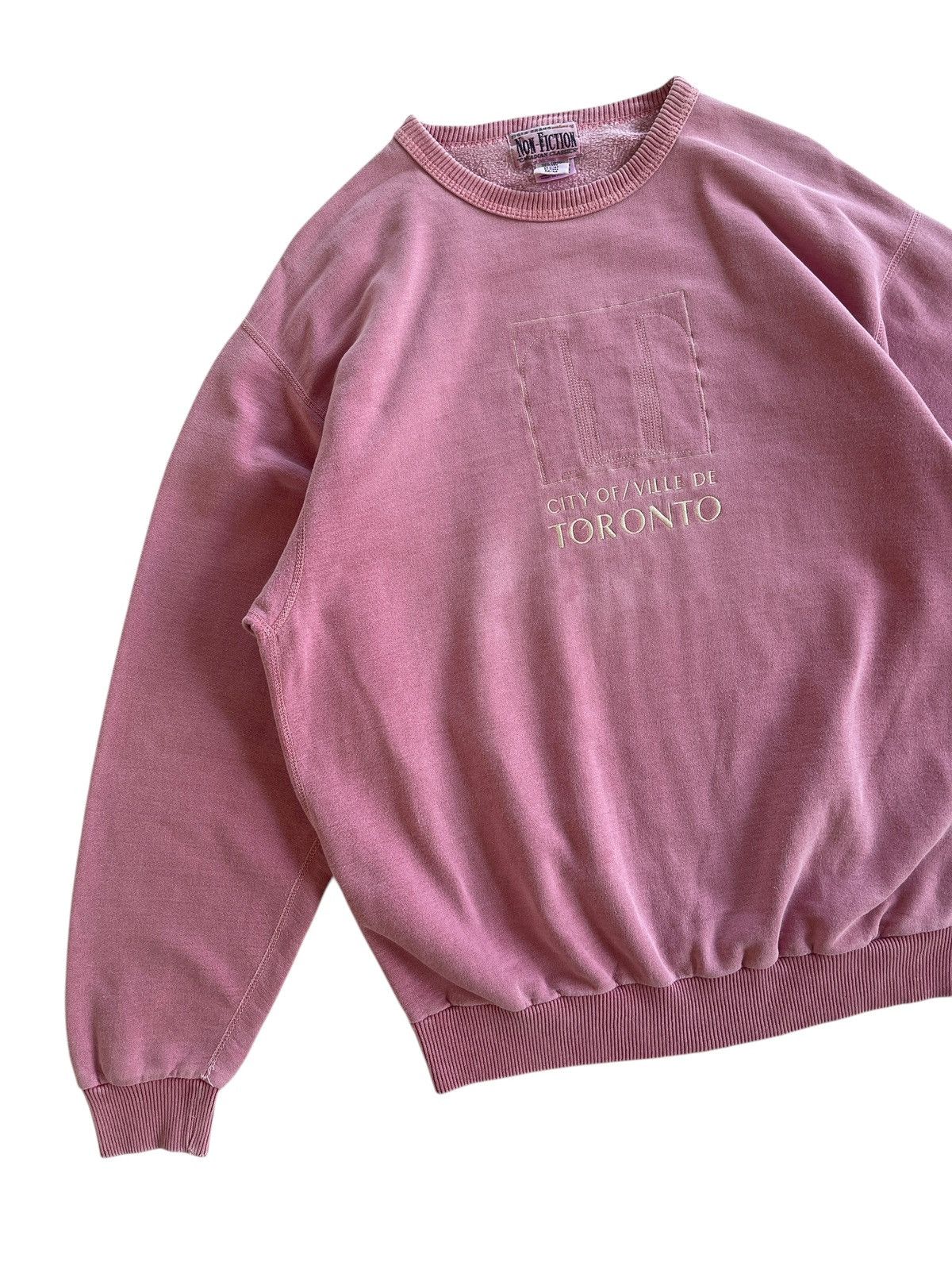 Vintage Vintage 90s Canadian Classic Toronto Sweatshirt Size US M / EU 48-50 / 2 - 5 Thumbnail