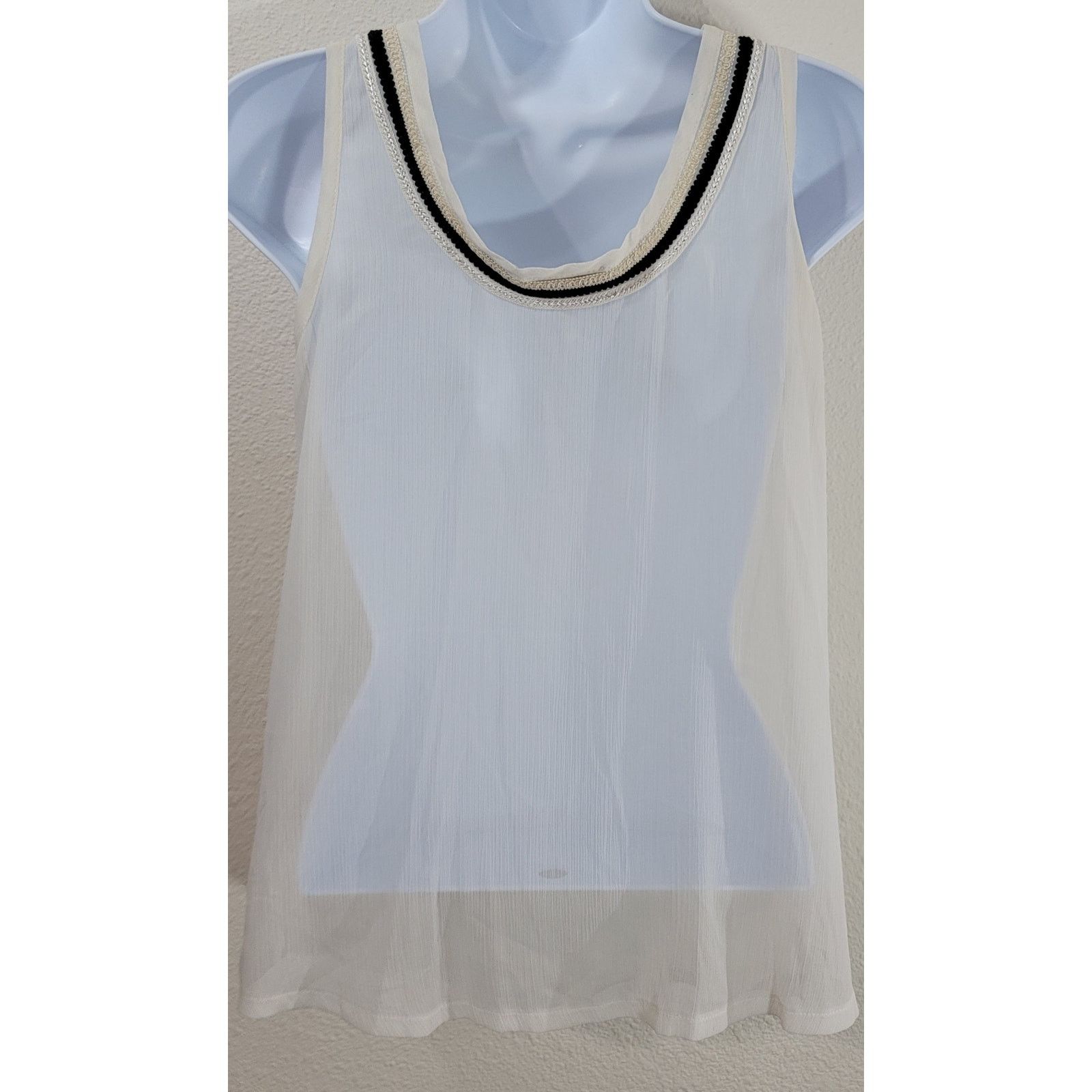 Other Miss Me Cream Sheer Henley Tank Top Small Lightweight Flowy Size S / US 4 / IT 40 - 3 Thumbnail