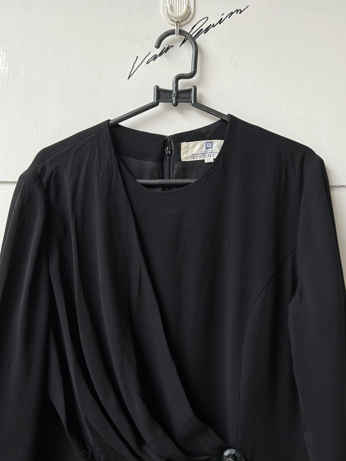 Givenchy Givenchy Hi Formal Black Dress Size XS / US 0-2 / IT 36-38 - 3 Thumbnail
