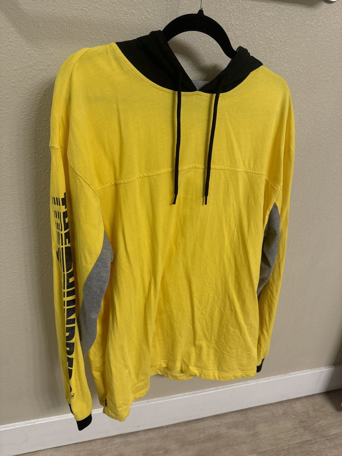 The Hundreds The Hundreds Fight Back Yellow Hooded Longsleeve Size US XL / EU 56 / 4 - 1 Thumbnail