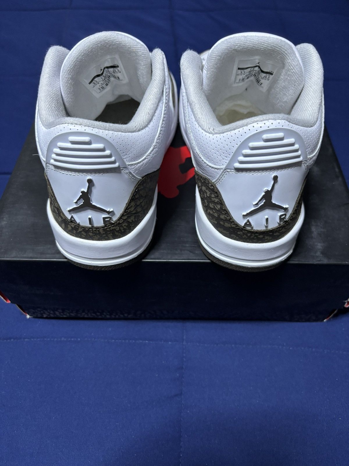 Jordan Brand Jordan 3 Retro Mocha 2018 Size 8.5 Size US 8.5 / EU 41-42 - 4 Thumbnail