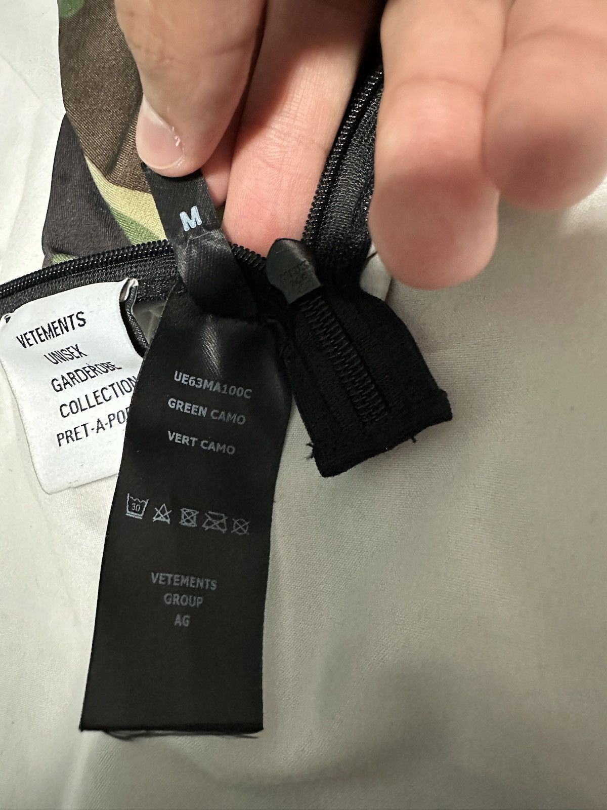 Balenciaga × Vetements Vetements Camo Mask Size ONE SIZE - 5 Thumbnail