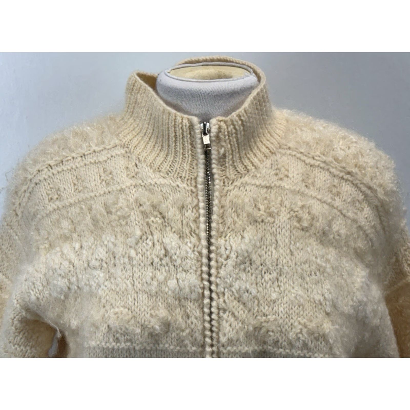 Jones New York VINTAGE Jones New York Cardigan Sweater Shirt Women Petite Small Ivory Mohair Wool Knit Mock Neck Long Sleeve Vintage PS/Small Womens Size S / US 4 / IT 40 - 5 Thumbnail