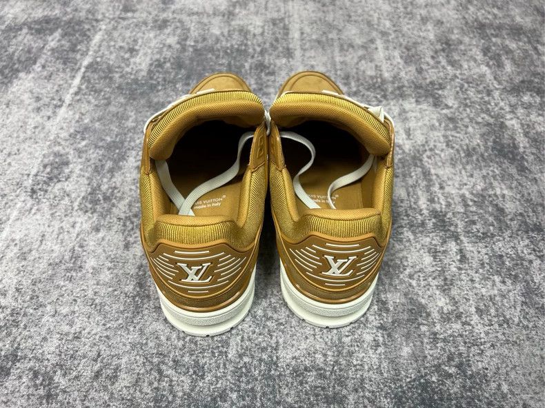 Louis Vuitton Louis Vuitton TRAINER khaki suede board shoes Size US 7.5 / EU 40-41 - 4 Thumbnail