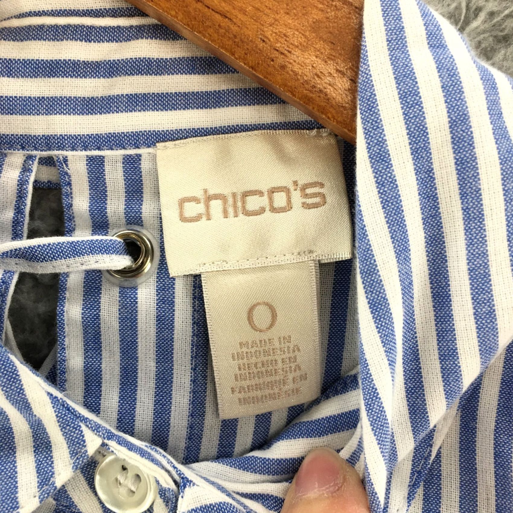 Vintage Chicos Button Up Shirt Top Womens 0 Blue Striped Cotton 3/4 Sleeve Lace Up Back Shirt Womens Boys Girls Size XS / US 0-2 / IT 36-38 - 6 Thumbnail