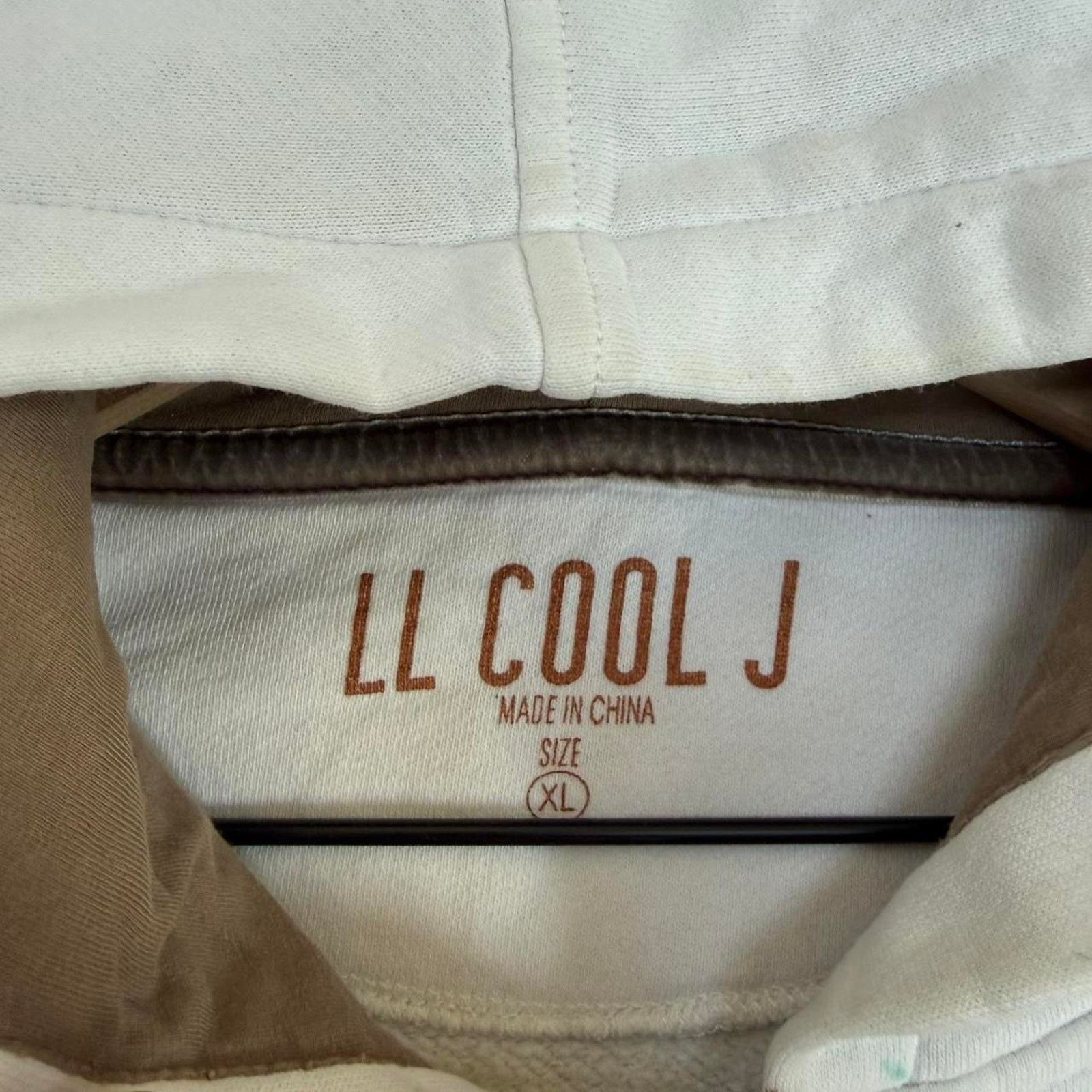 Other Vintage Y2K LL Cool J Hoodie in White Distressed Size US XL / EU 56 / 4 - 6 Thumbnail