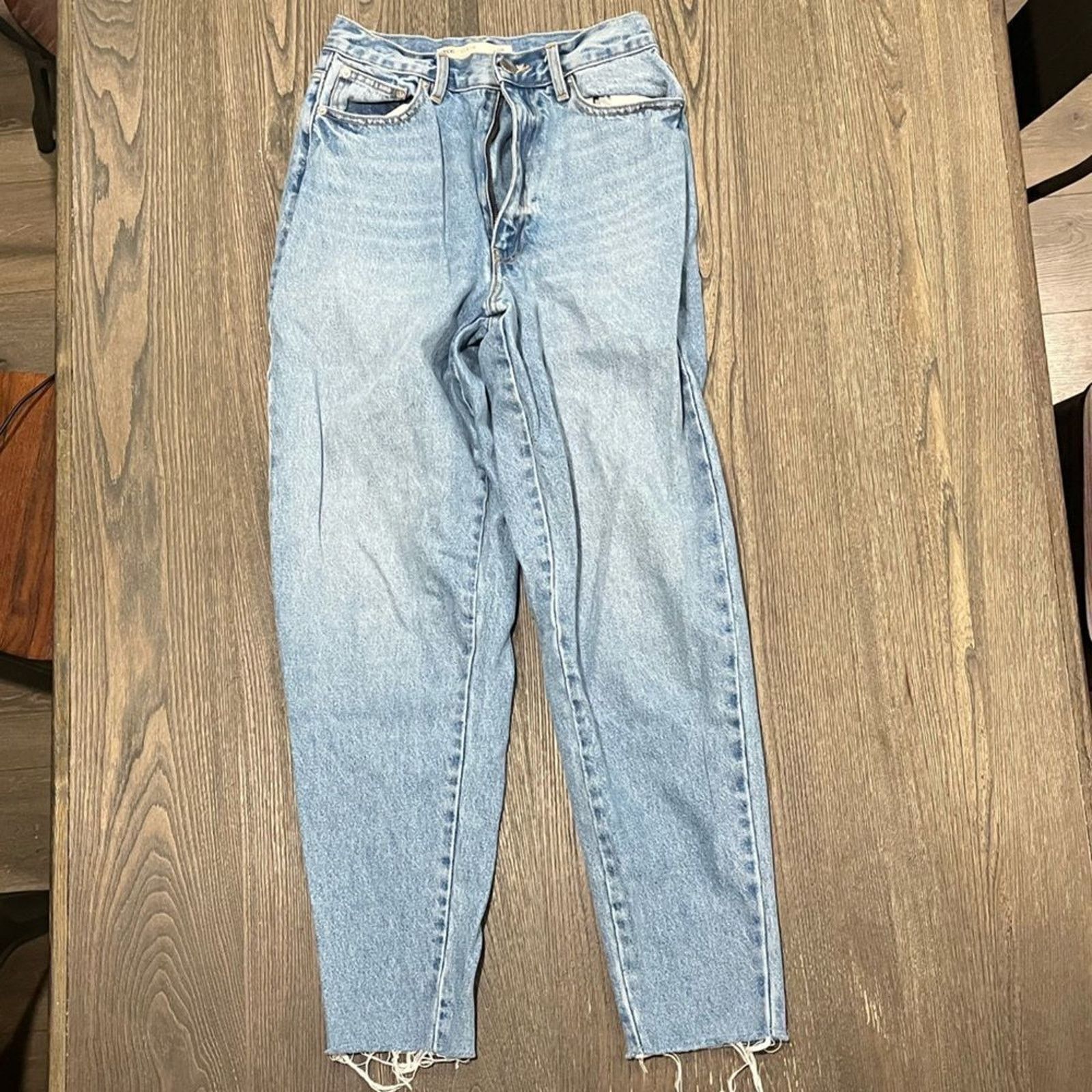 Asos ASOS Denim Blue Light Wash High Waisted Slim Mom Jeans28 Size 28" / US 6 / IT 42 - 1 Thumbnail